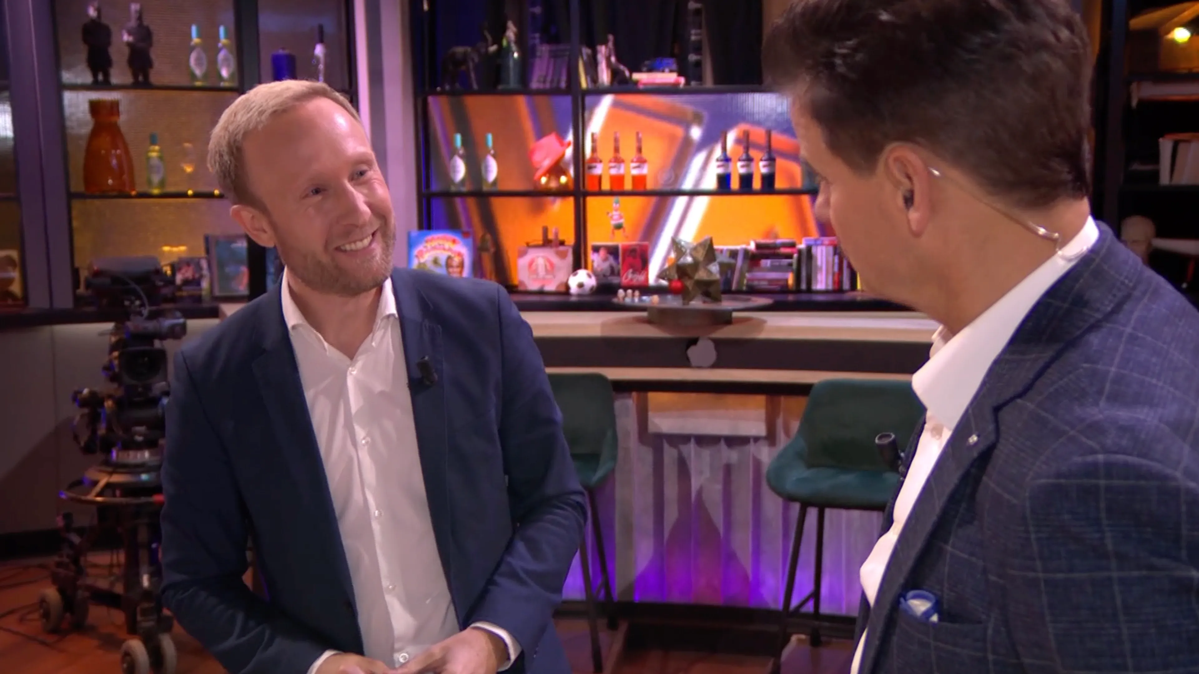 In de Wandelgangen met Raymond Mens: 'Ik denk dat de kijkers dat héél graag willen!'