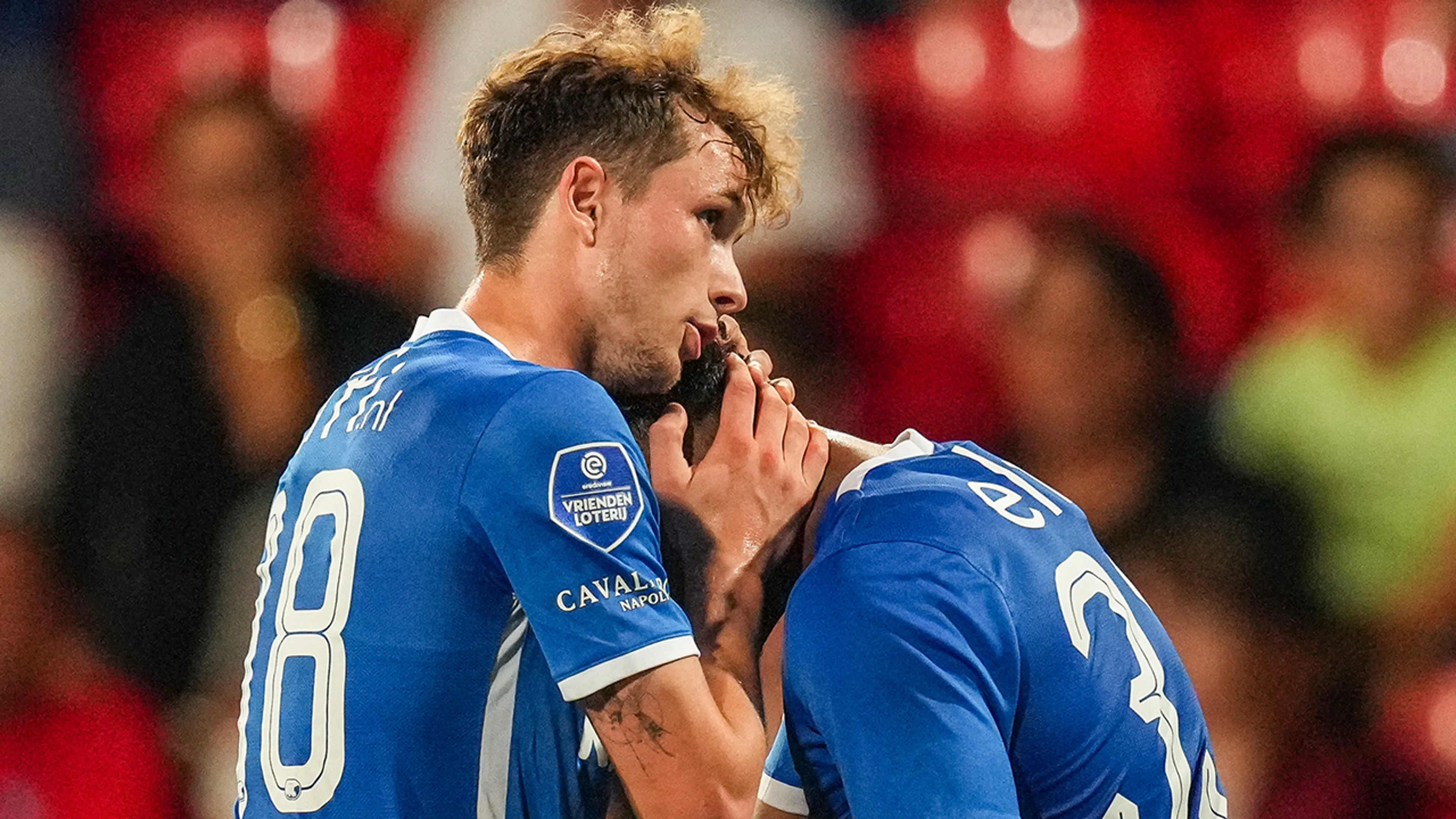 AZ kwalificeert zich voor Conference League: Van Bommel strandt met Antwerp