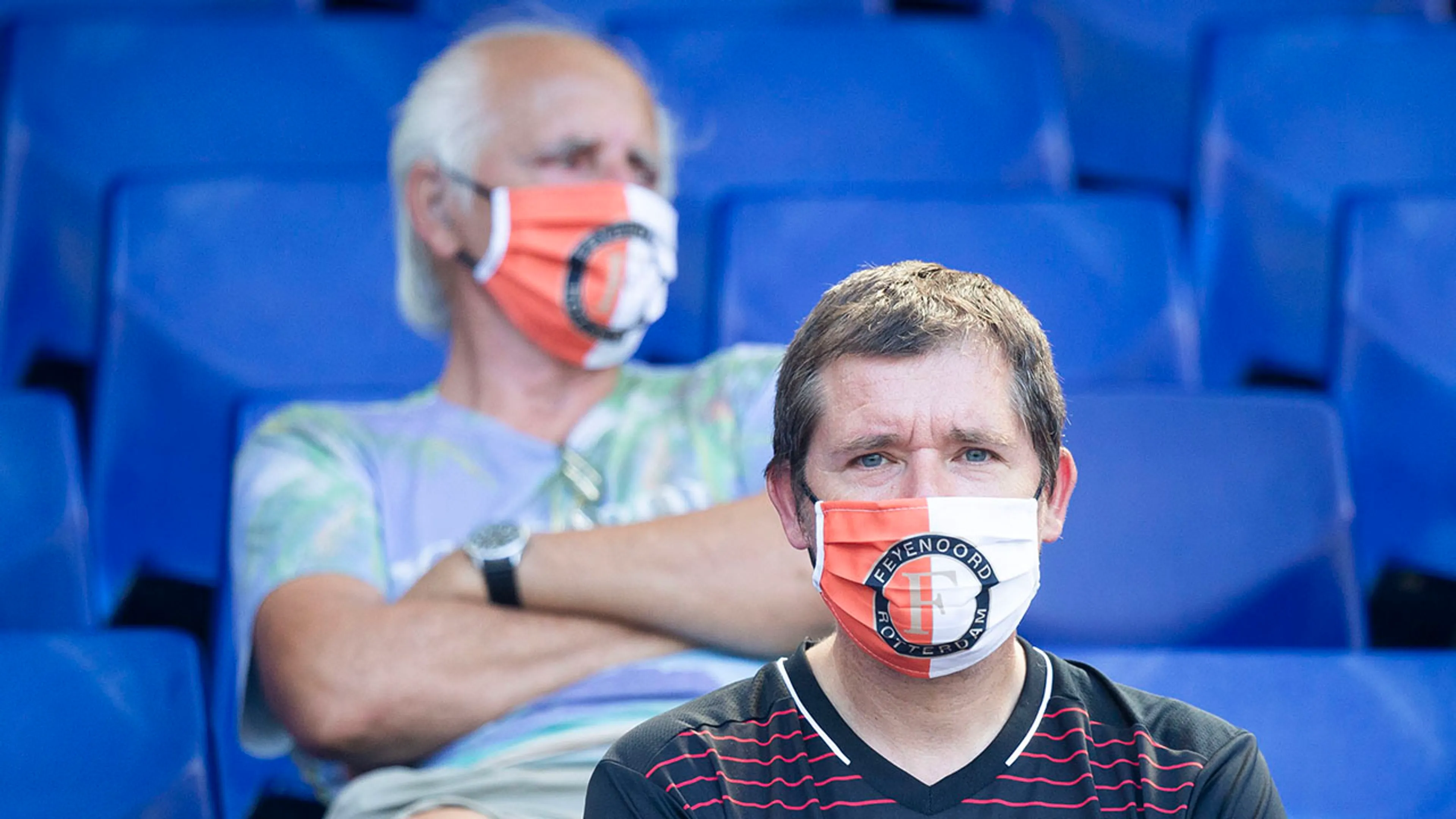Oproep aan alle voetbalfans: 'Ga zorgvuldig om met coronaregels'