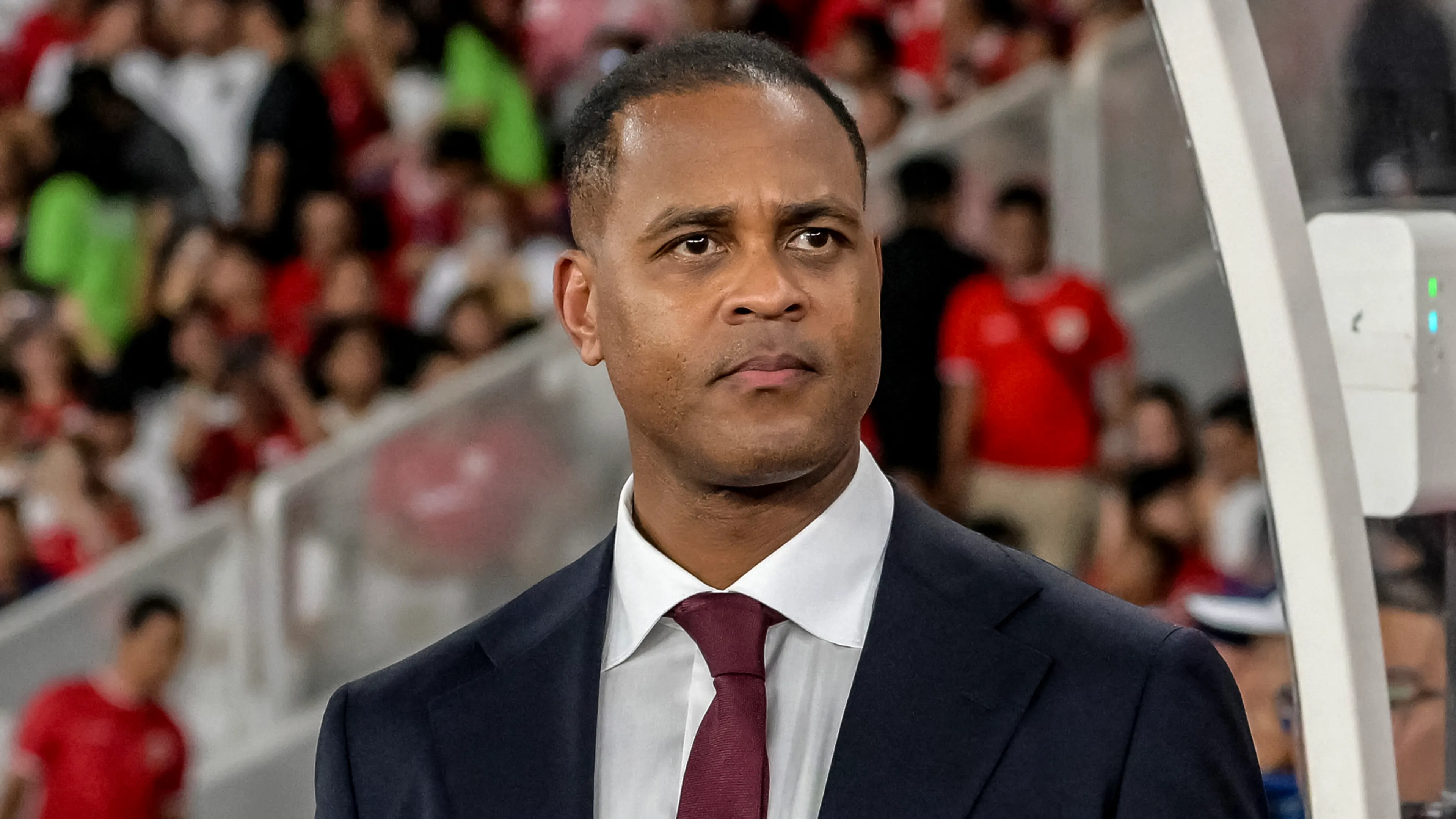 Patrick Kluivert verliest met Indonesië met 6-0 van Japan
