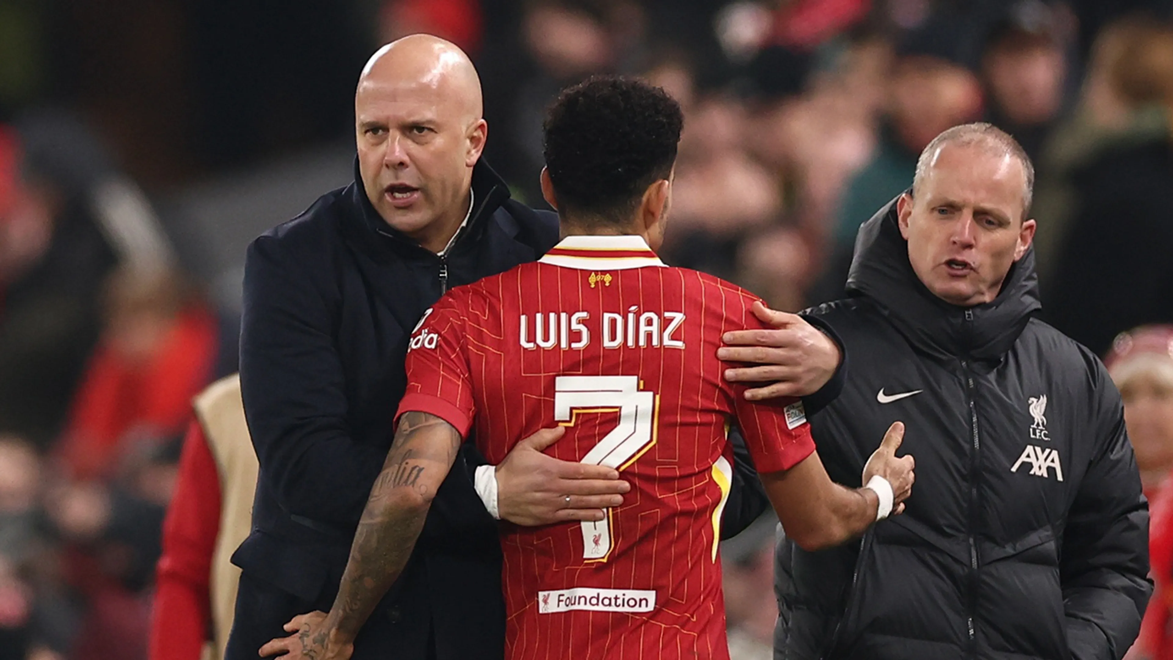 Arne Slot met Liverpool zeker van achtste finale Champions League na zege op Lille