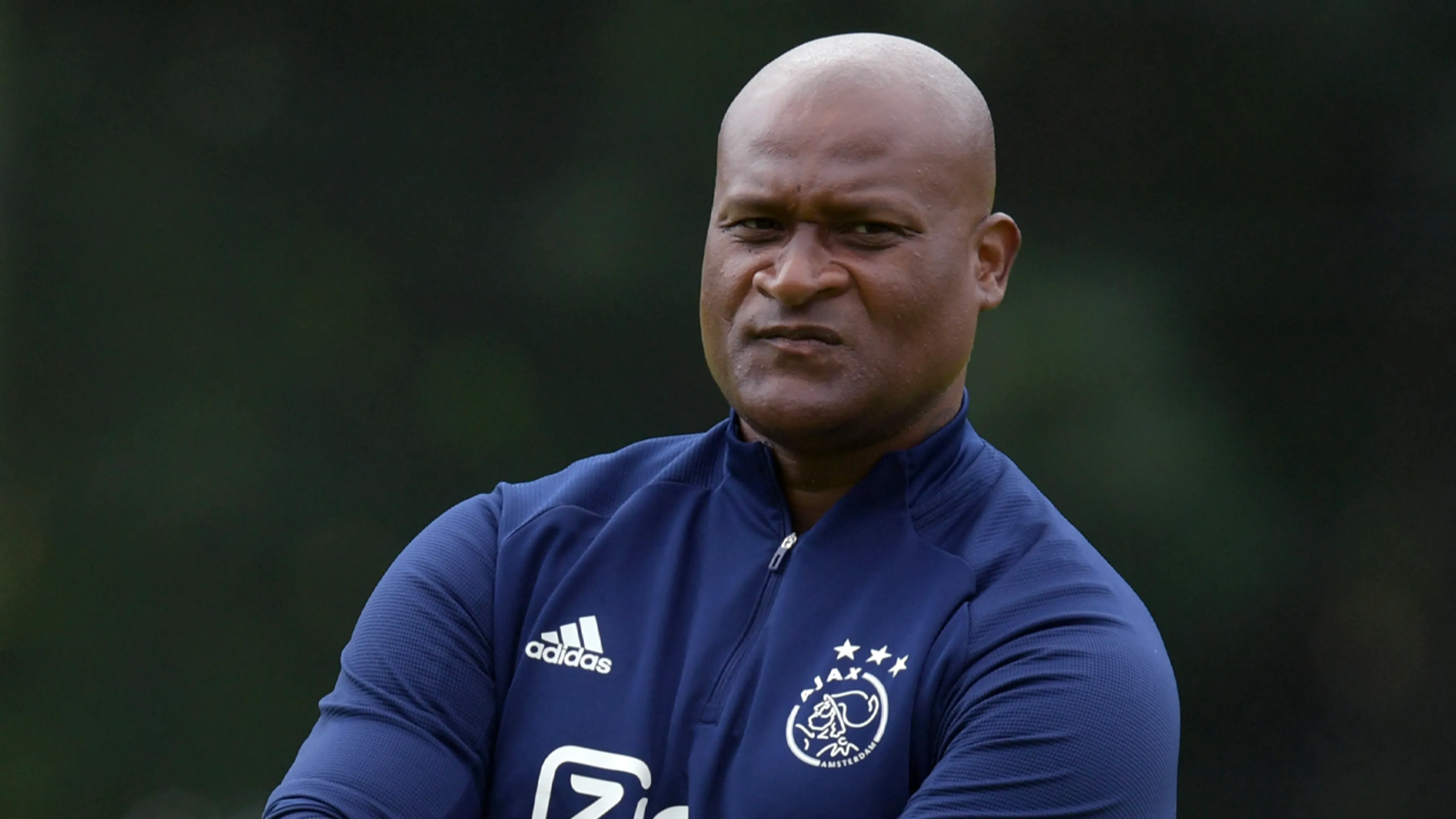 Winston Bogarde keert onder Edwin van der Sar niet terug bij Ajax