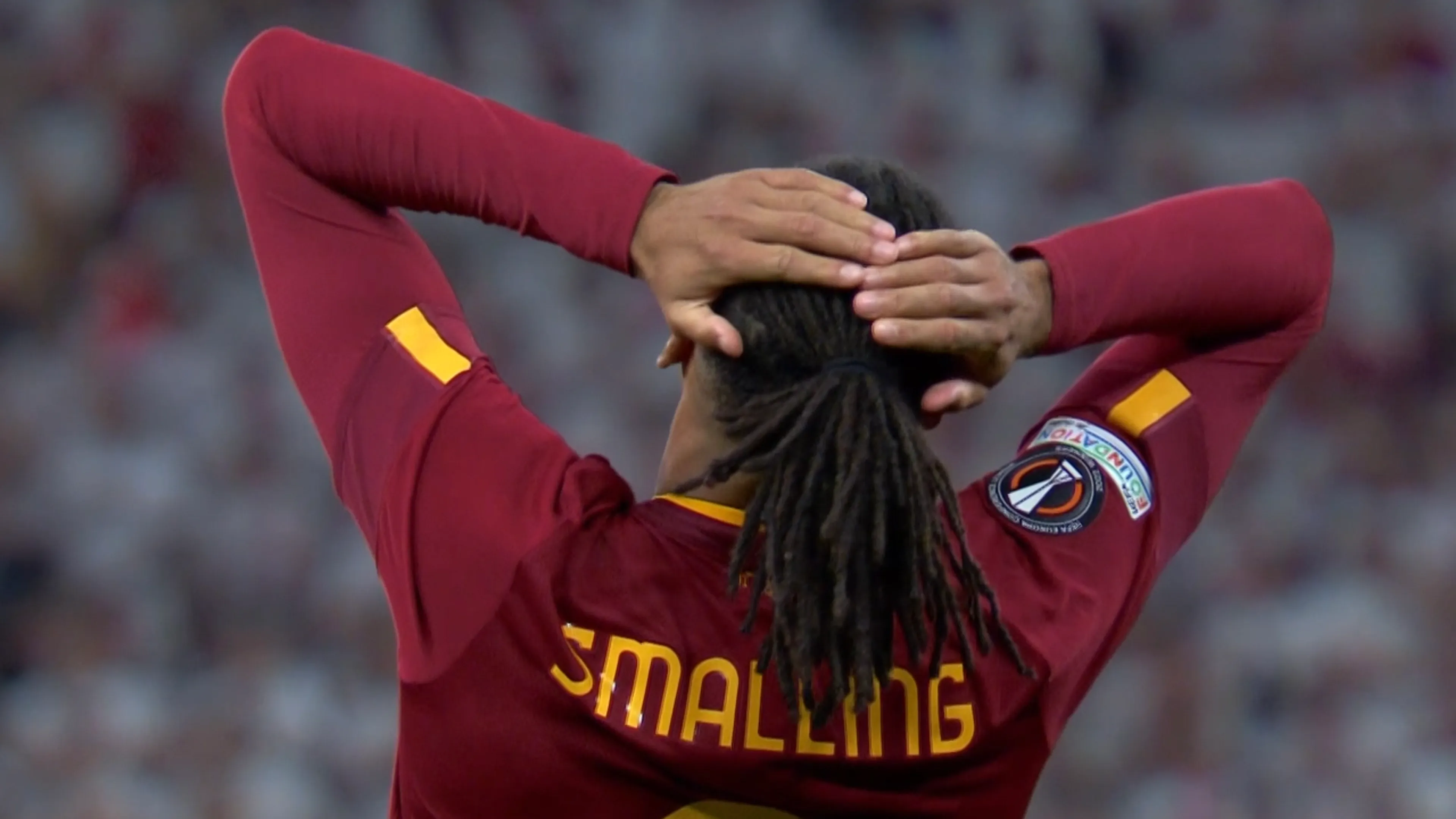 KANS: AS Roma raakt in extremis de lat