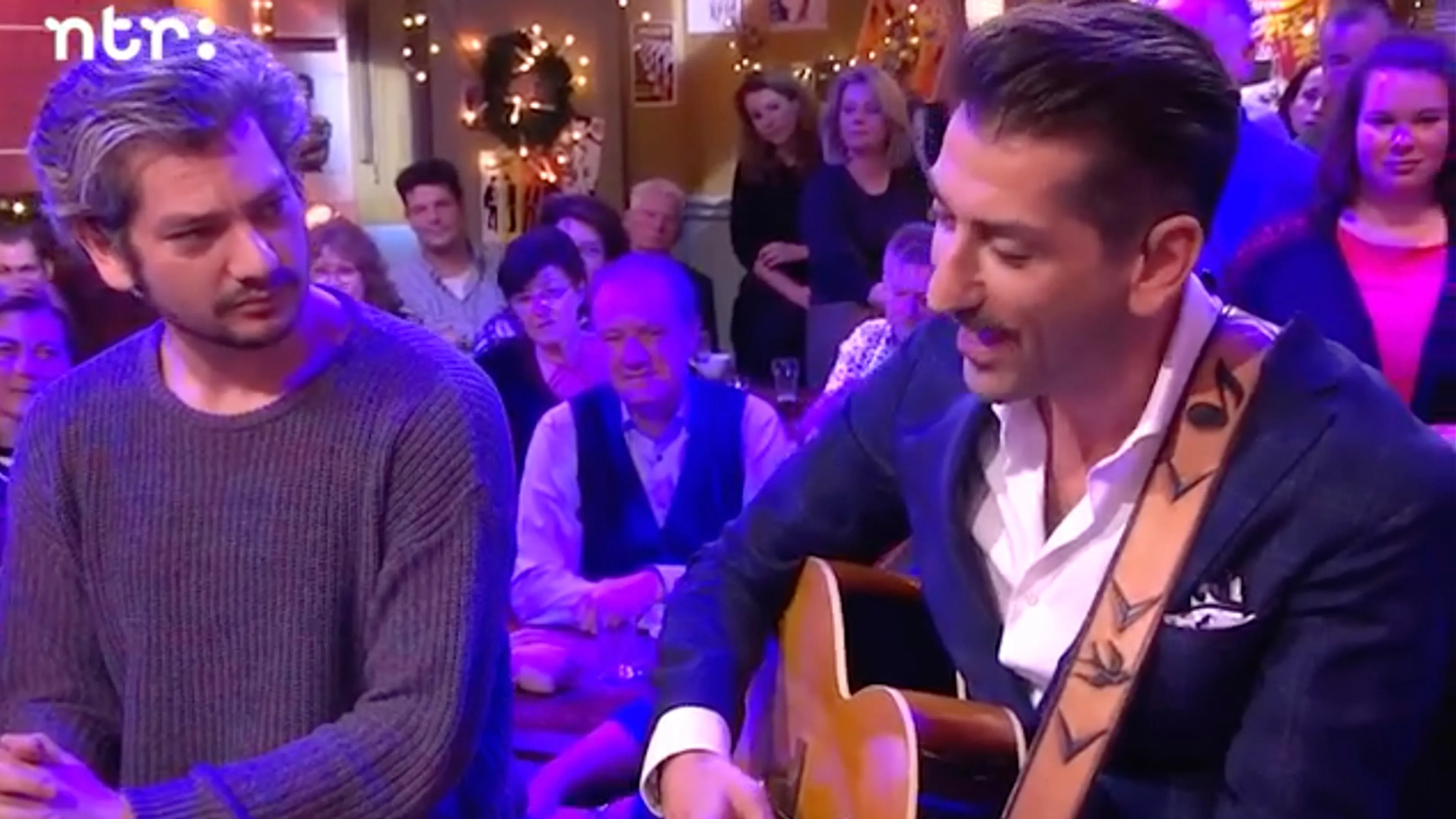 Danny Vera speelt Roller Coaster in Top 2000 Café