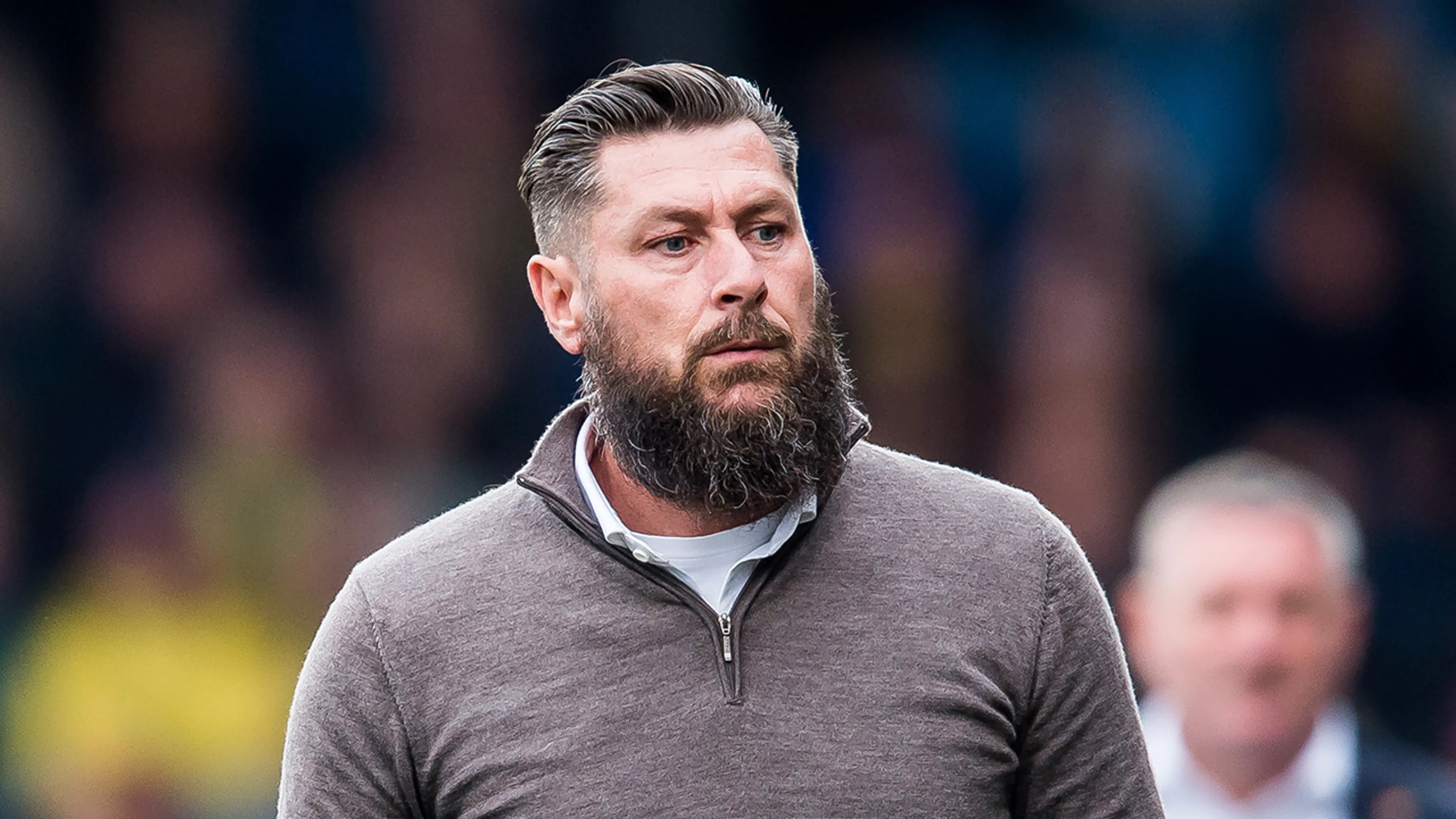 'Pascal Bosschaart vervangt Brian Priske tijdelijk bij Feyenoord'