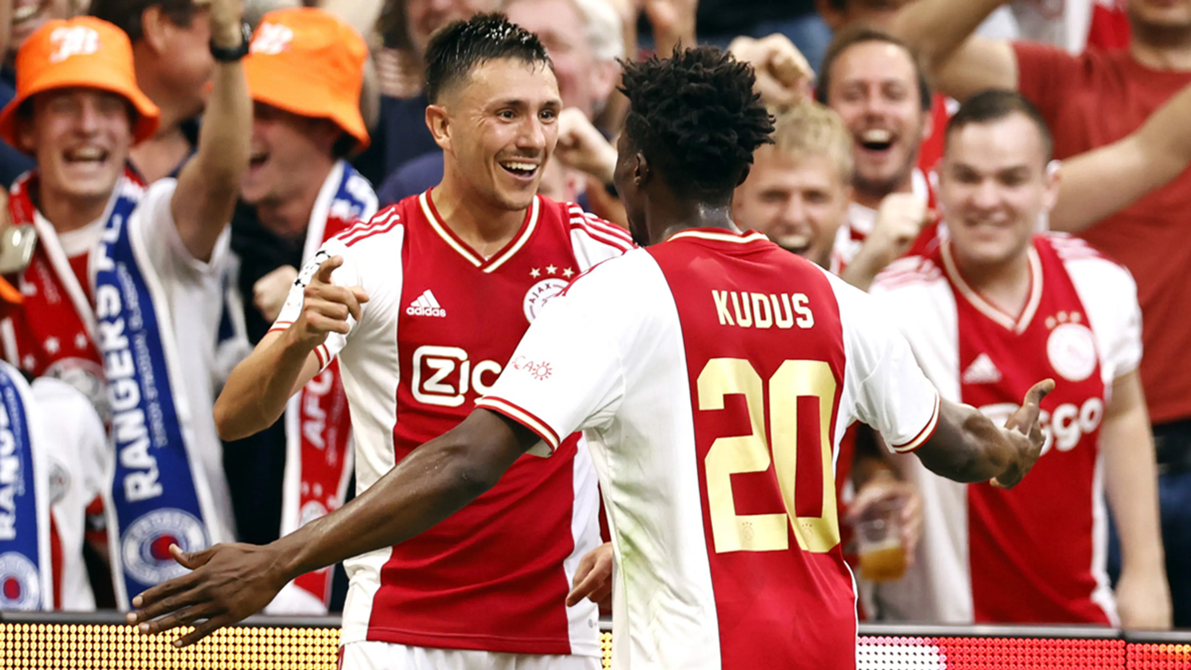 Ajax overklast Rangers FC en wint eerste groepsduel in Champions League