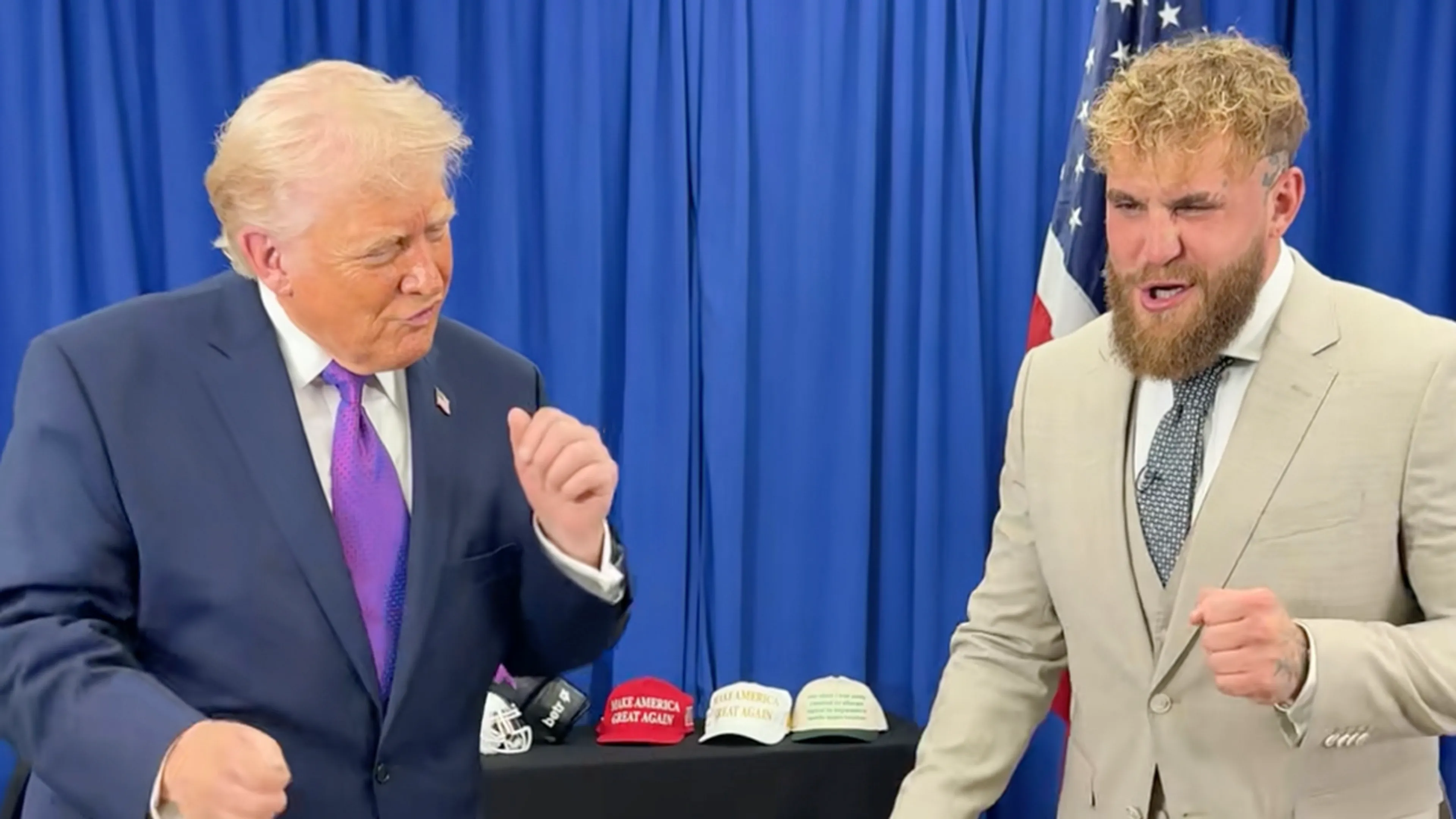 Donald Trump doet kenmerkende dans op YMCA met Jake Paul in TikTok-video