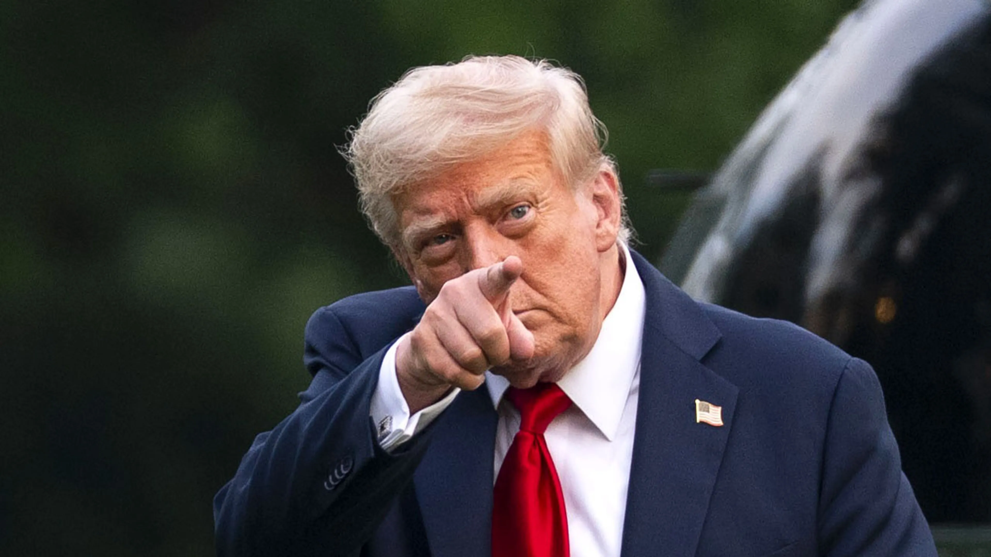 Trump dreigt met 'heel zware heffingen' als Rusland niet binnen vijftig dagen Oekraïne-deal sluit