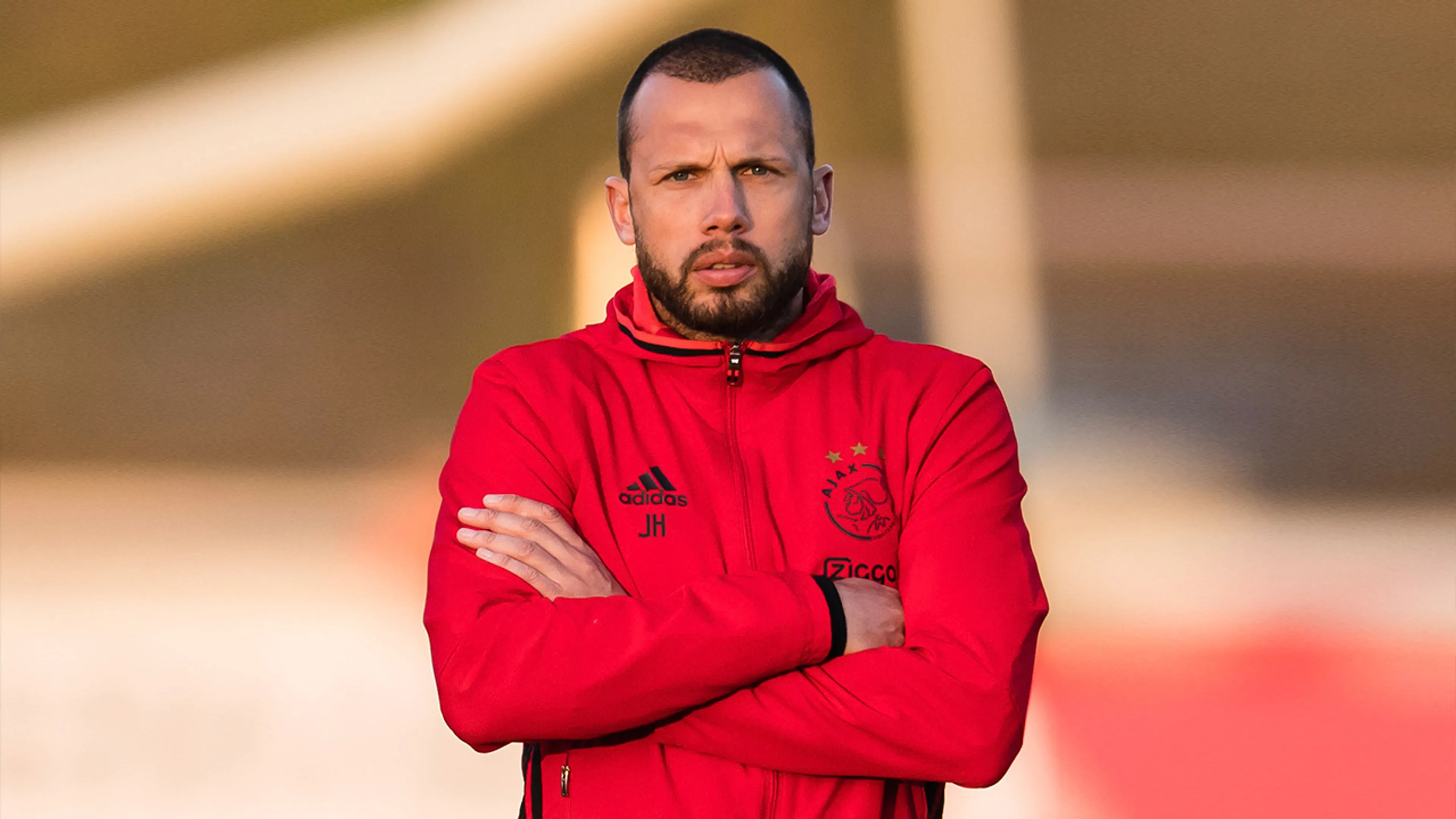 Heitinga volgt Van der Gaag op als trainer Jong Ajax
