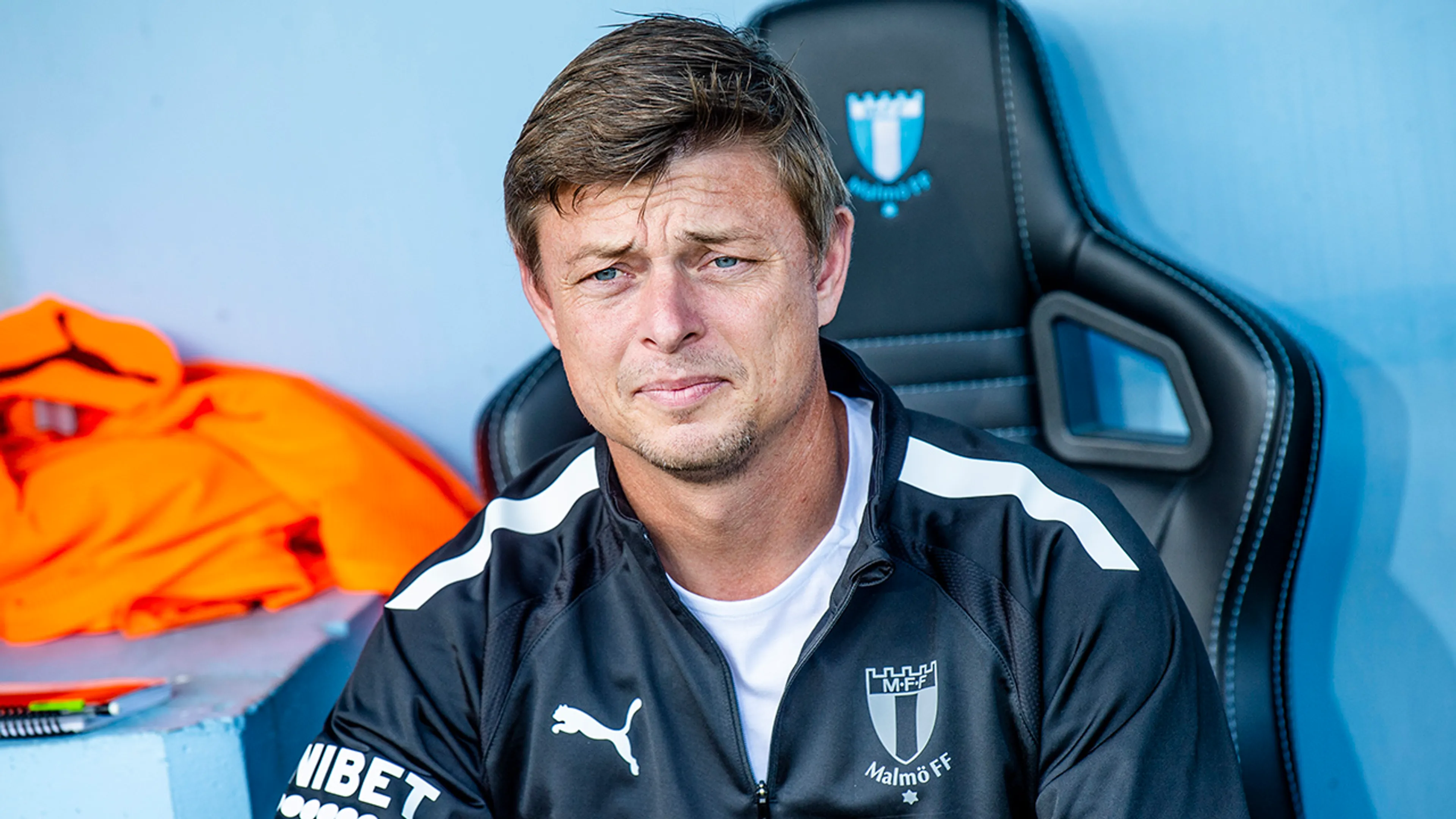 Nieuwe klus lonkt voor trainer Jon Dahl Tomasson
