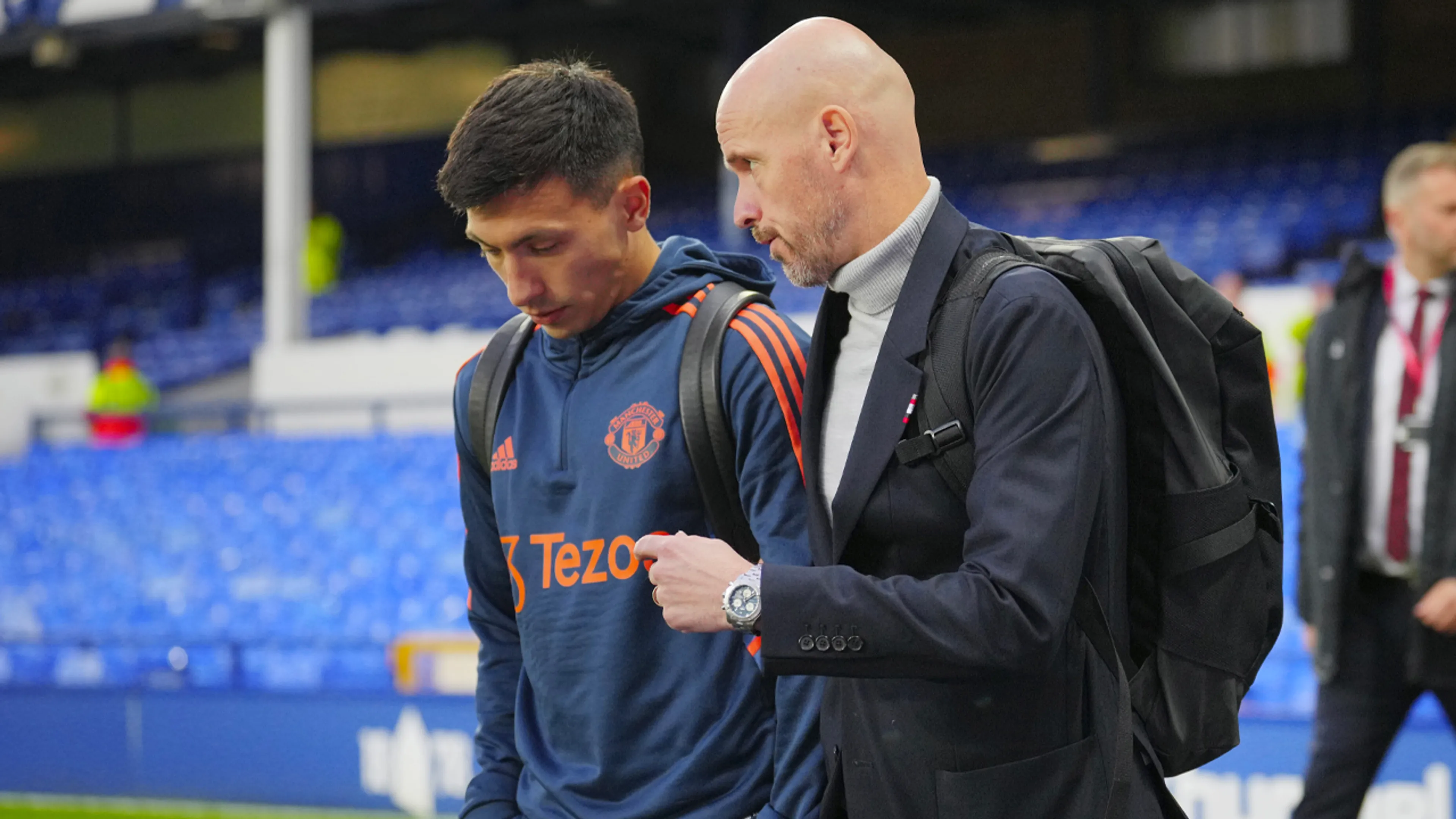 Martínez belde Ten Hag op: 'Ik kan naar Arsenal, maar als u mij wil kom ik naar United'