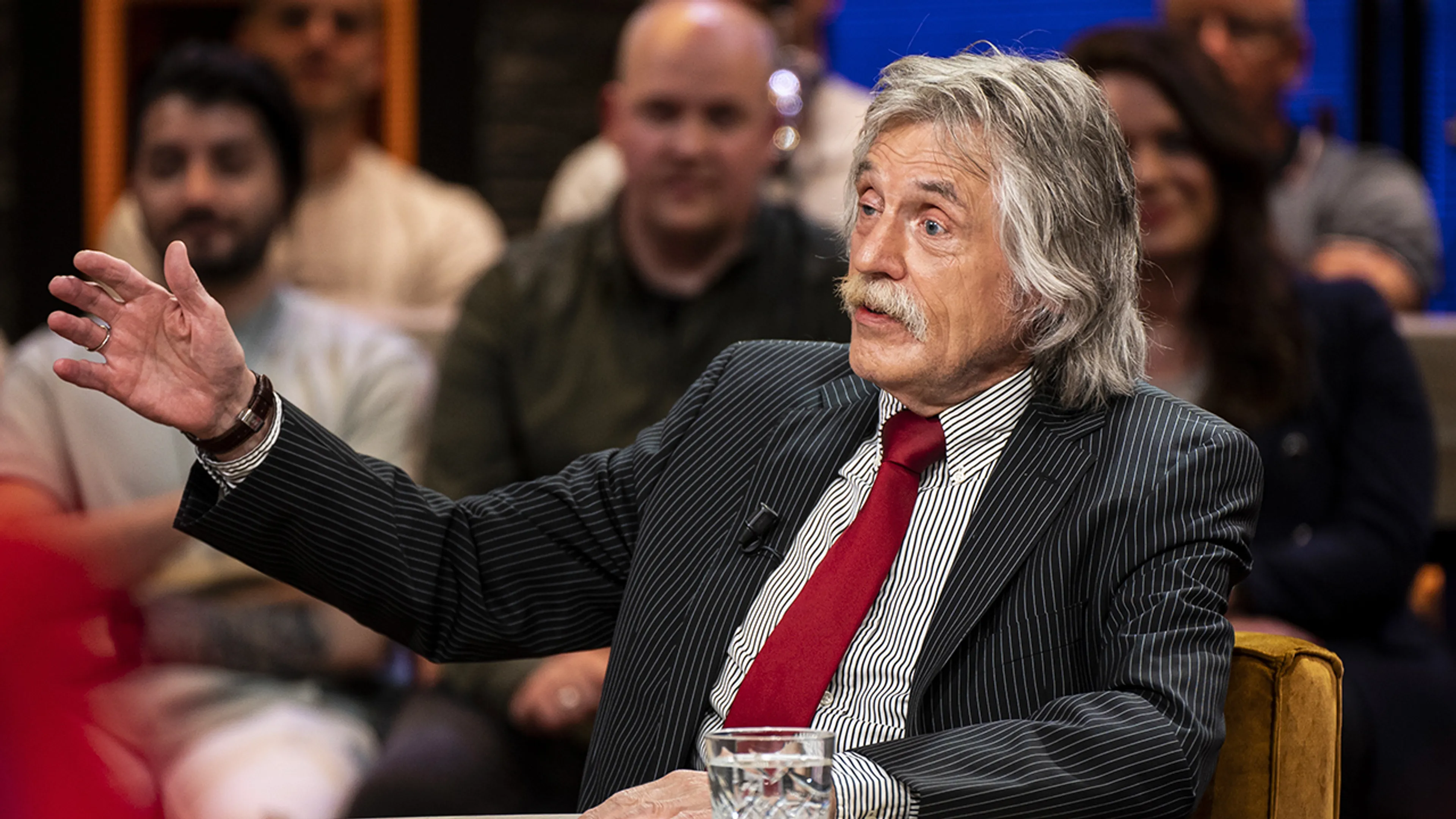 Johan ziet de pleuris uitbreken bij Ajax: 'Dan kun je haast niet overleven'