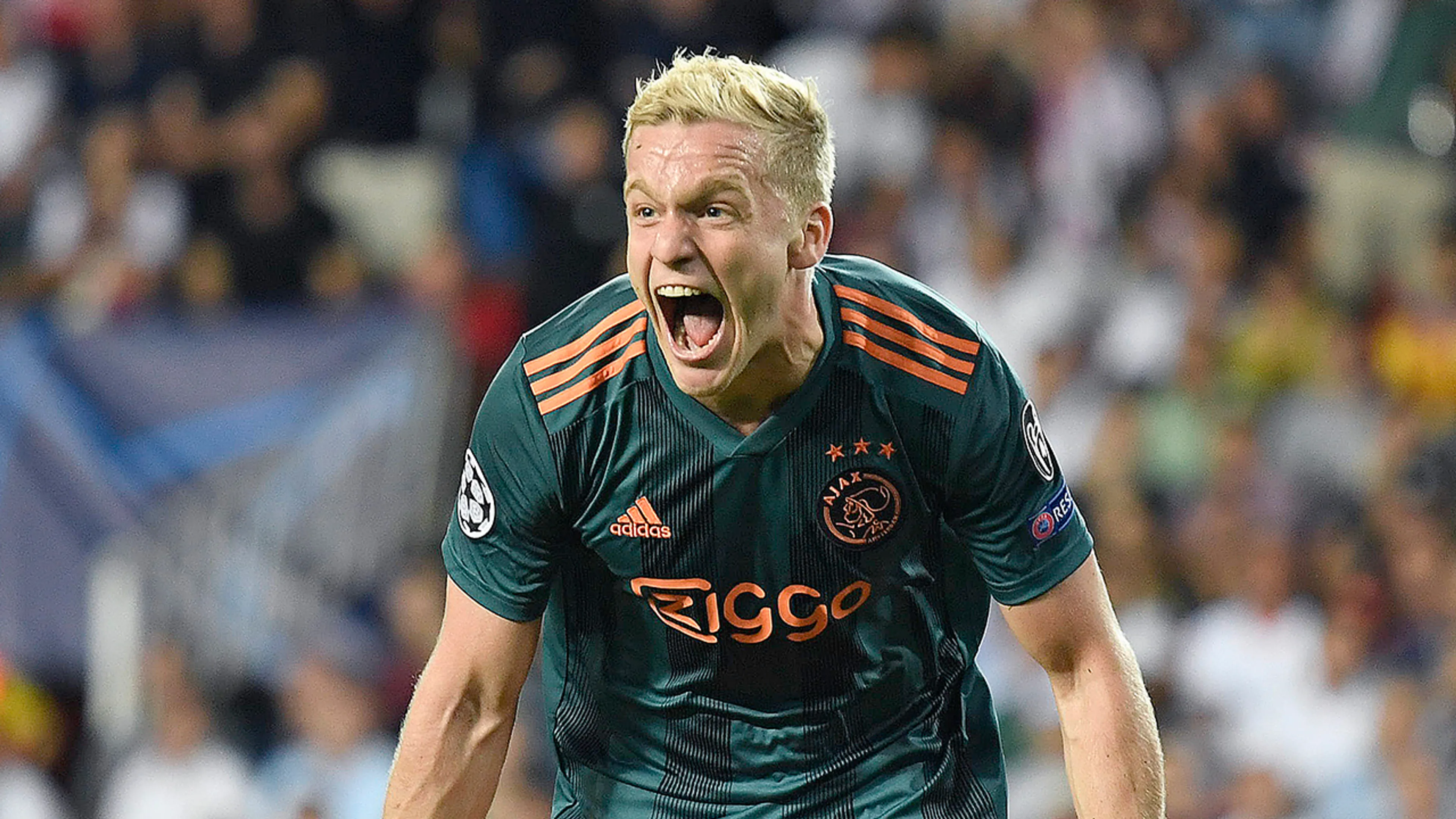 'Real Madrid wil 112 miljoen neerleggen voor Van de Beek'
