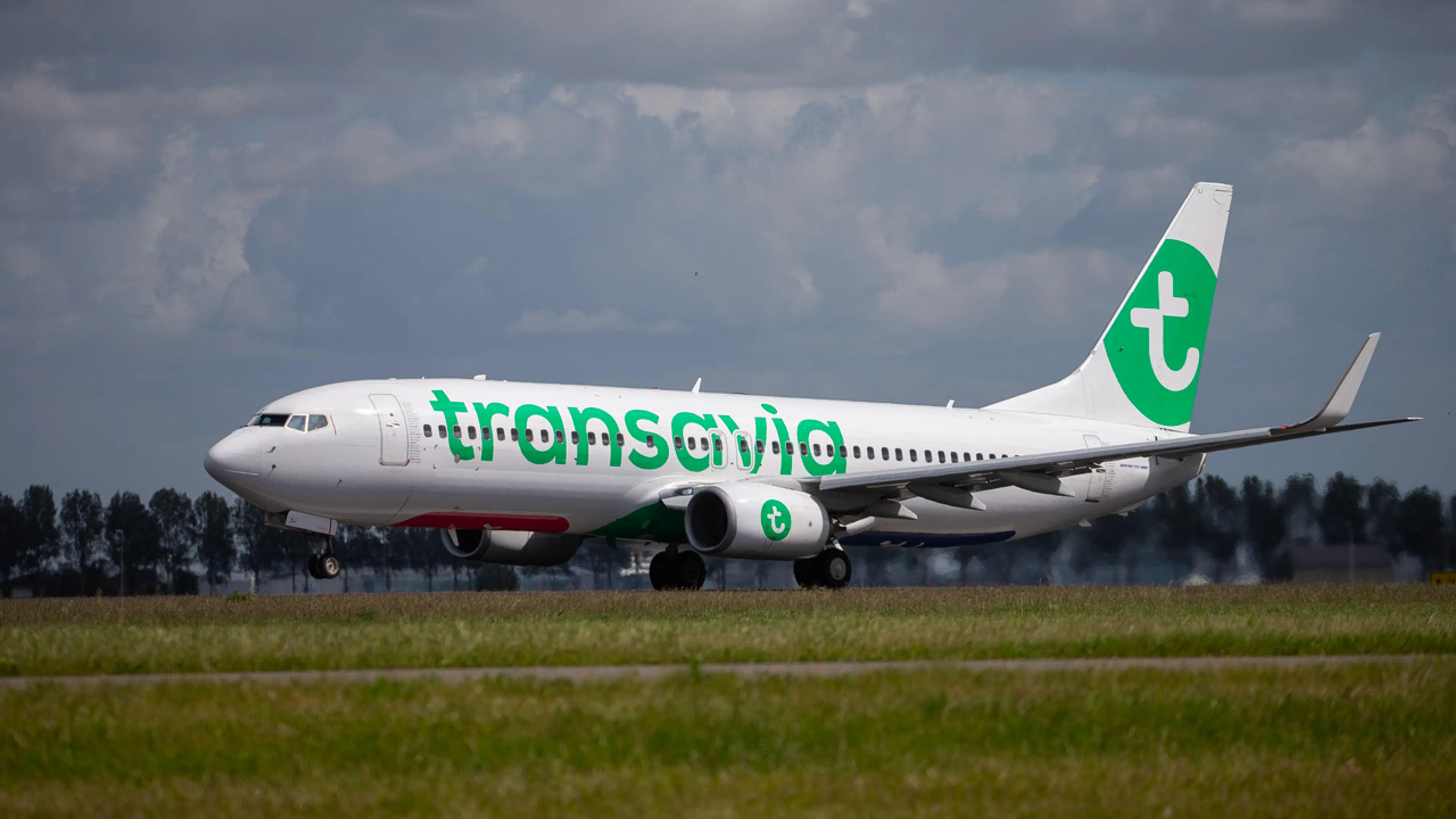 Man (18) op zwarte lijst Transavia na delen van foto neergestort vliegtuig
