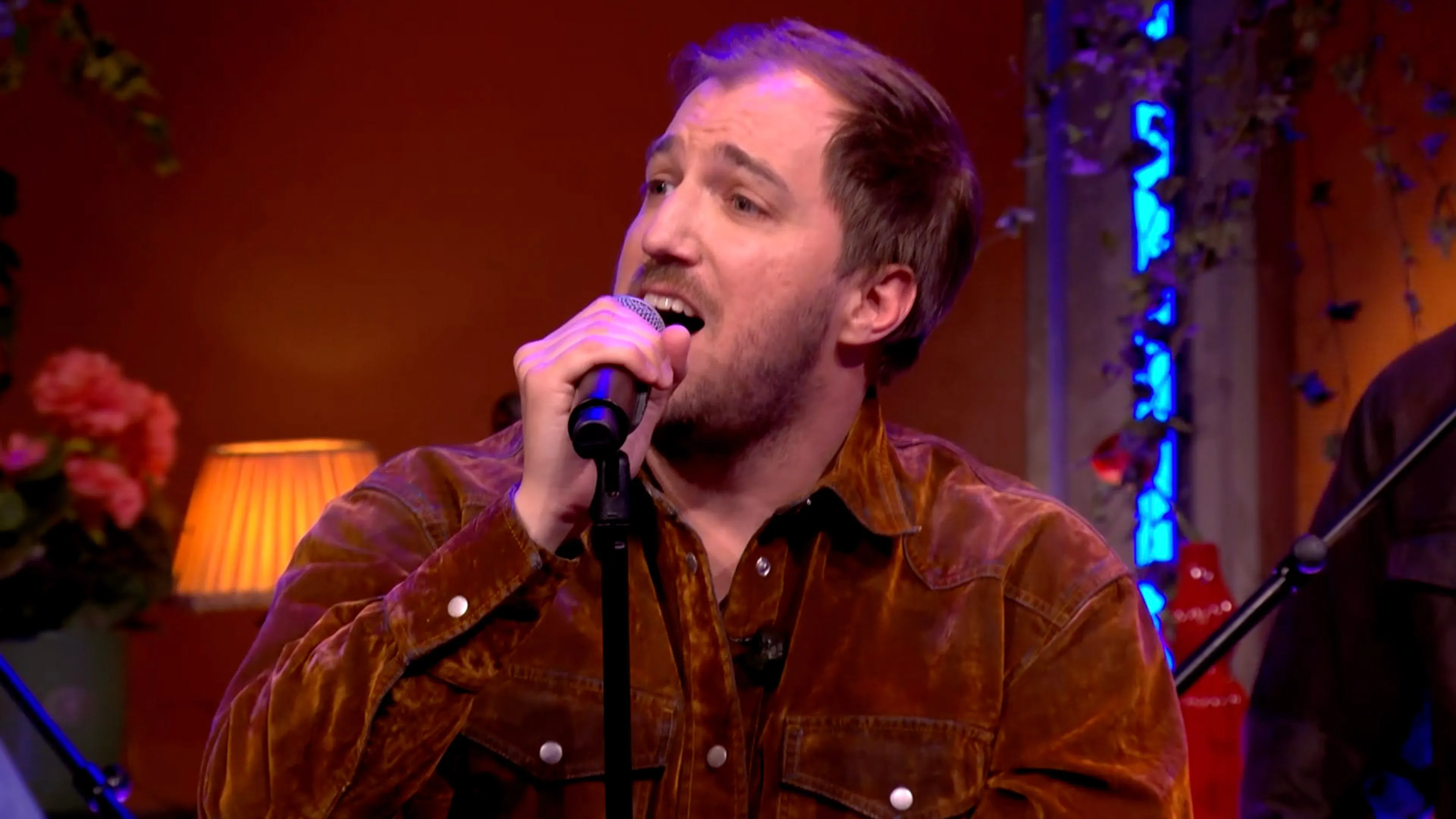 MainCourse geeft muzikale toegift in de commercial break van De Oranjezondag met 'Juliet'