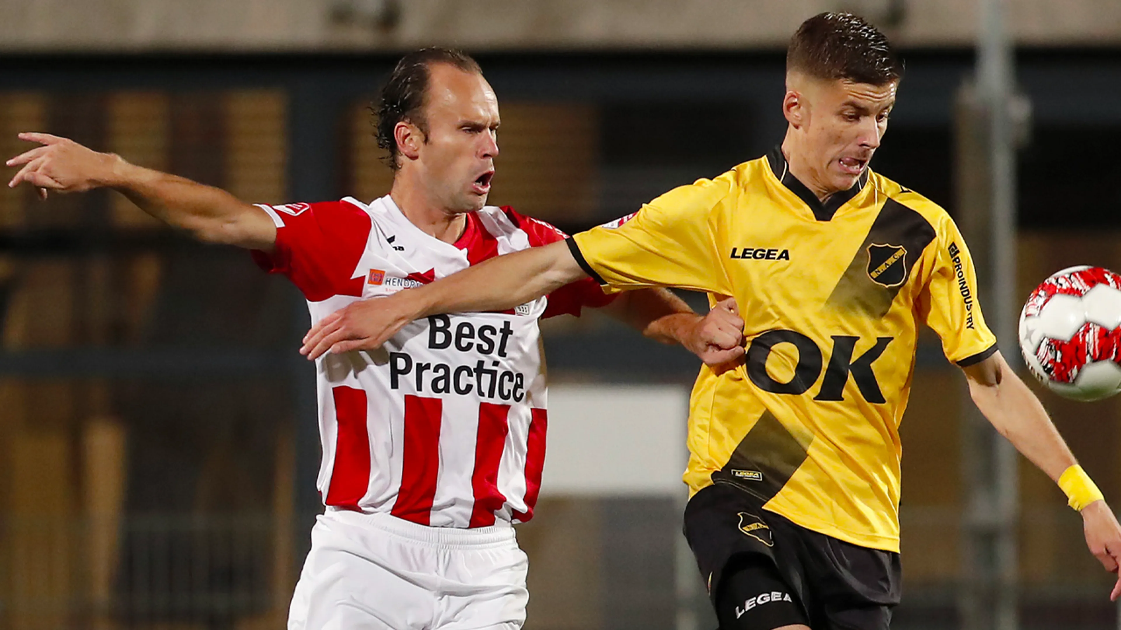 Niels Fleuren zet punt achter carrière met opmerkelijke statistiek: 547 duels en 2 goals