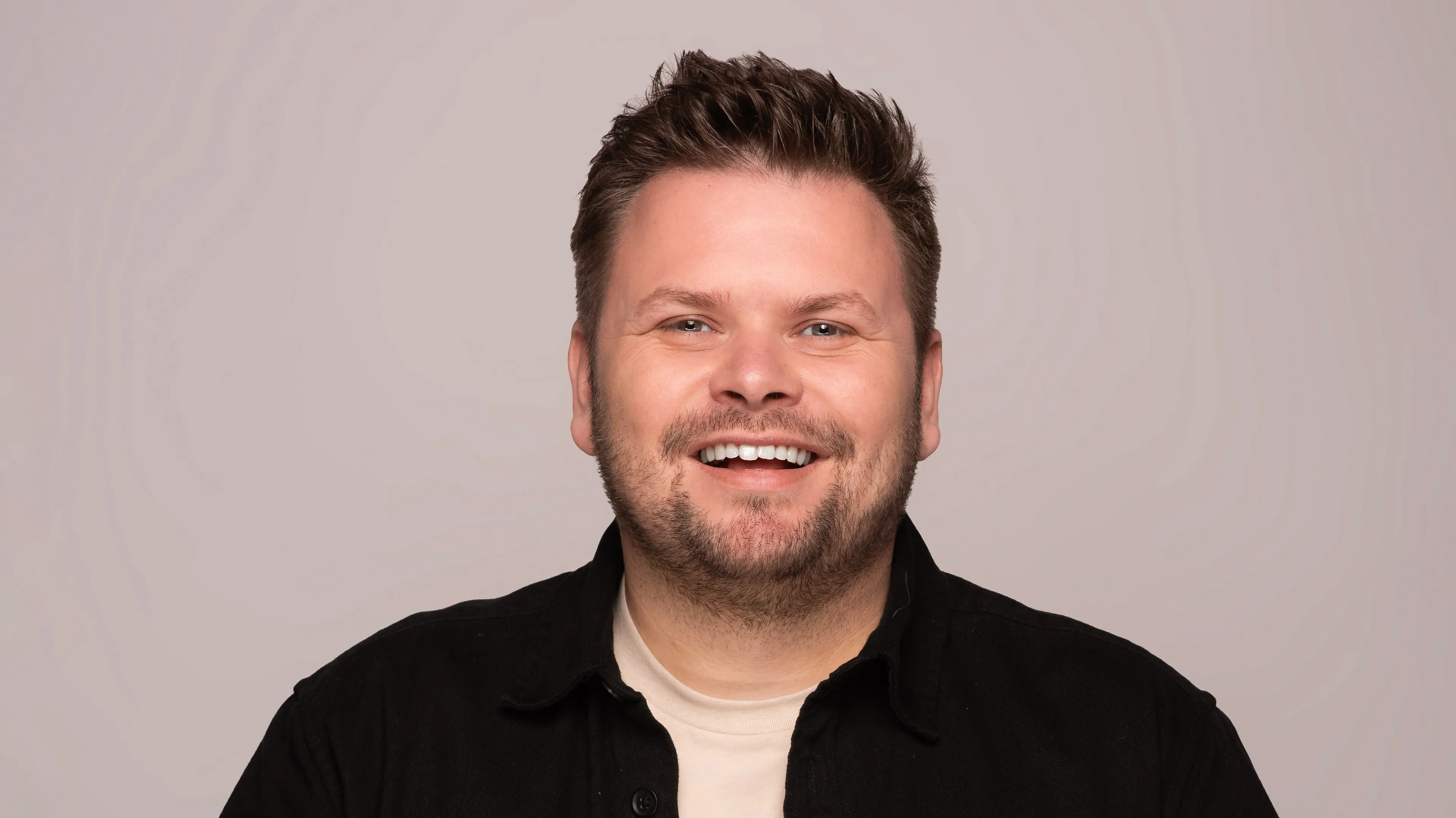 Thomas van Groningen een van de drie vervangers voor Art Rooijakkers bij Nieuws van de Dag