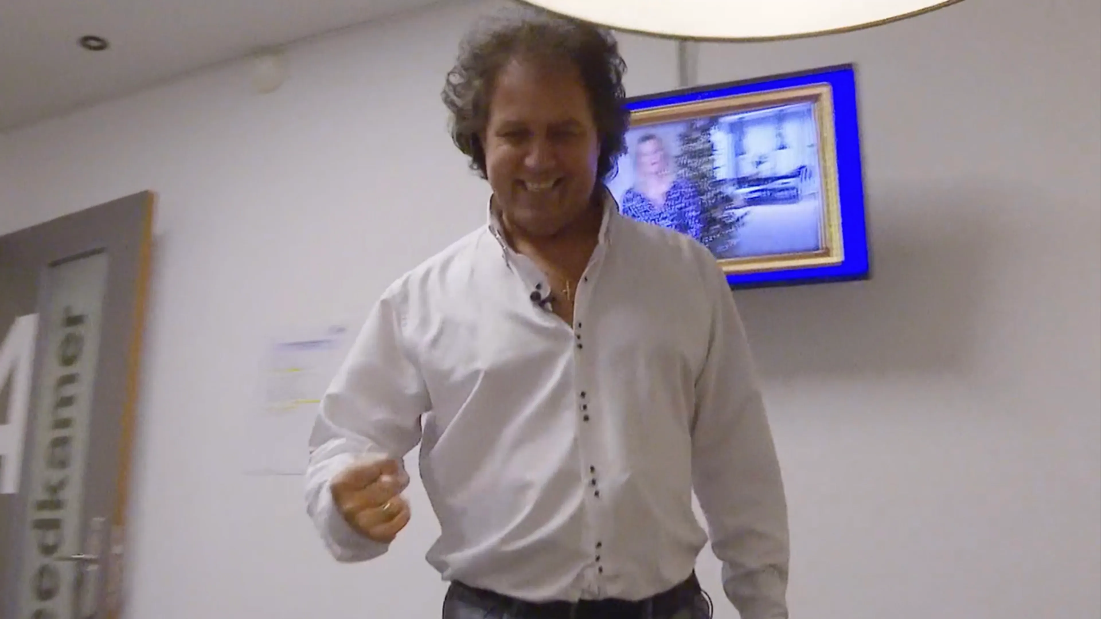 René le Blanc door het dolle heen na boks John de Mol: ‘Yes!’