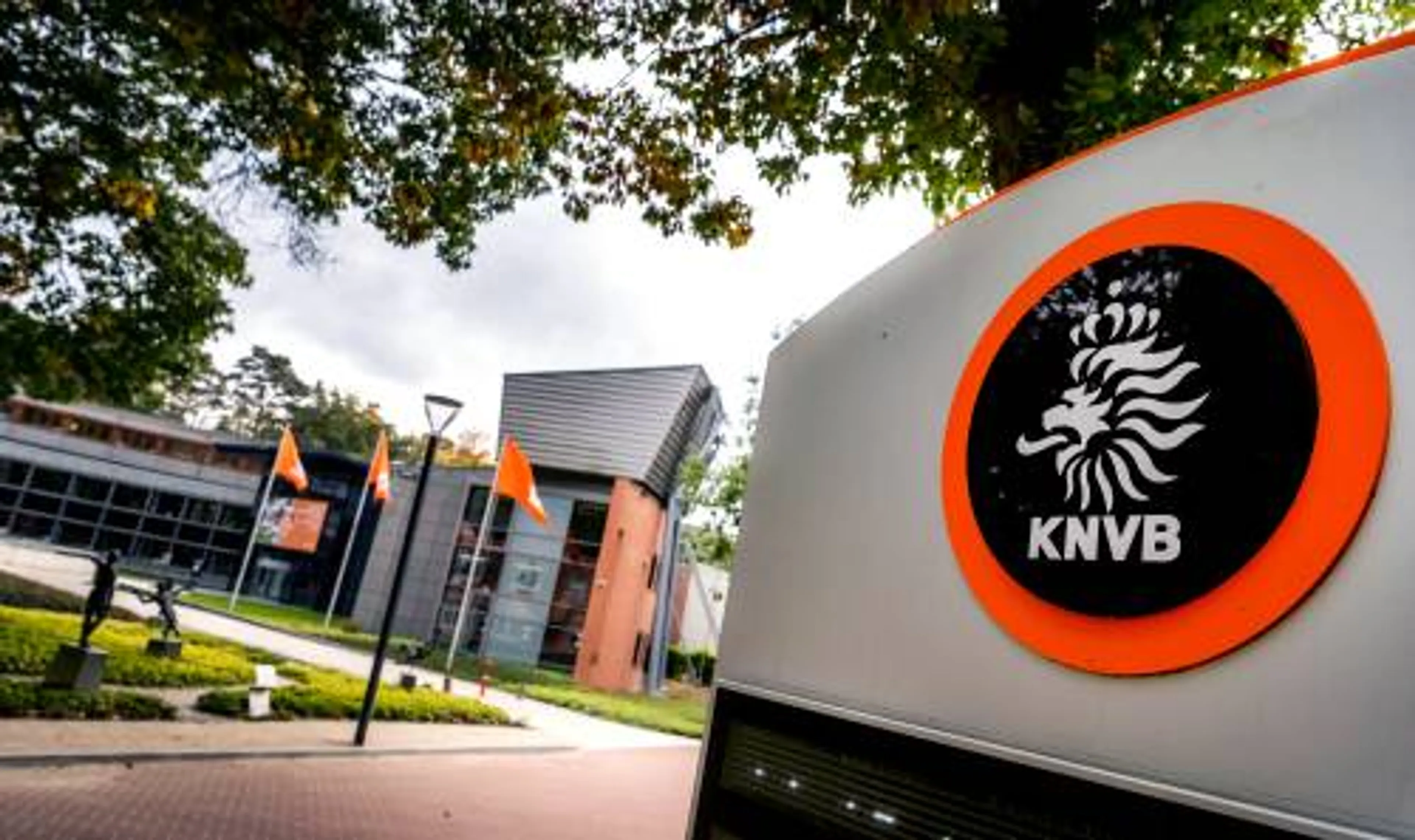 KNVB praat met clubs over coronavirus