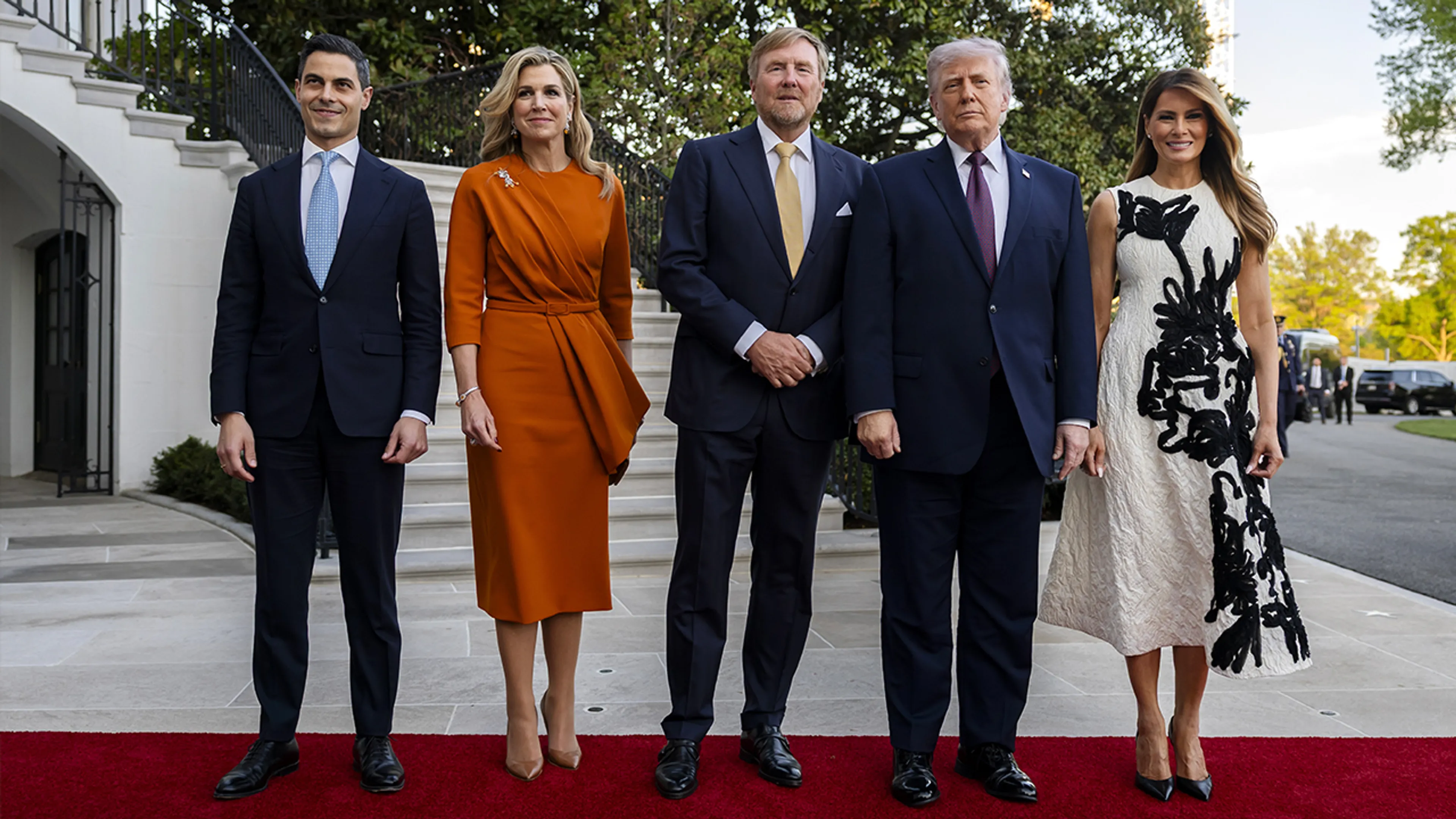 Willem-Alexander vertelt over gesprek met Trump: 'Op sommige punten zijn we het oneens'