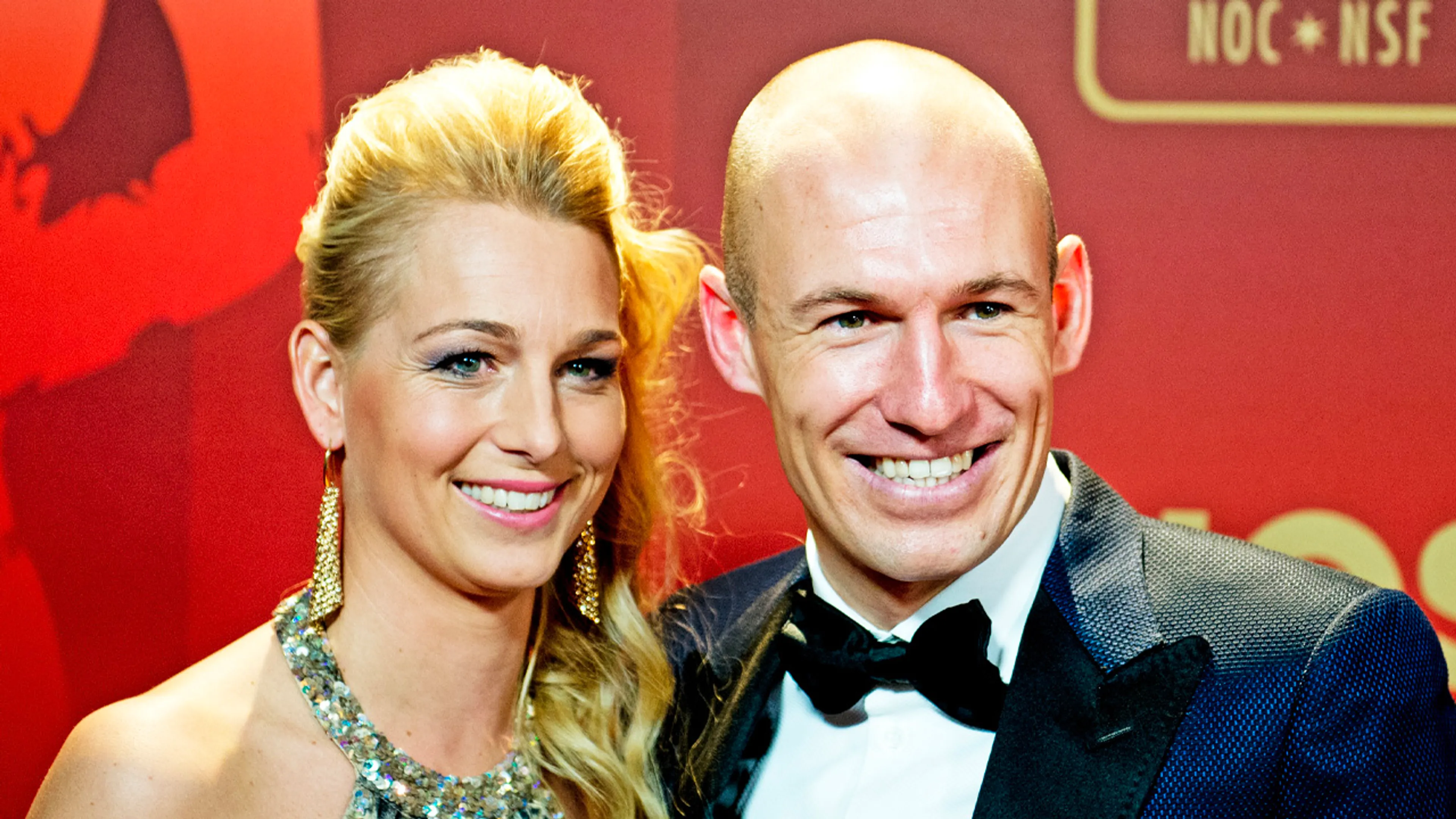 Vrouw Arjen Robben hersteld van Coronavirus