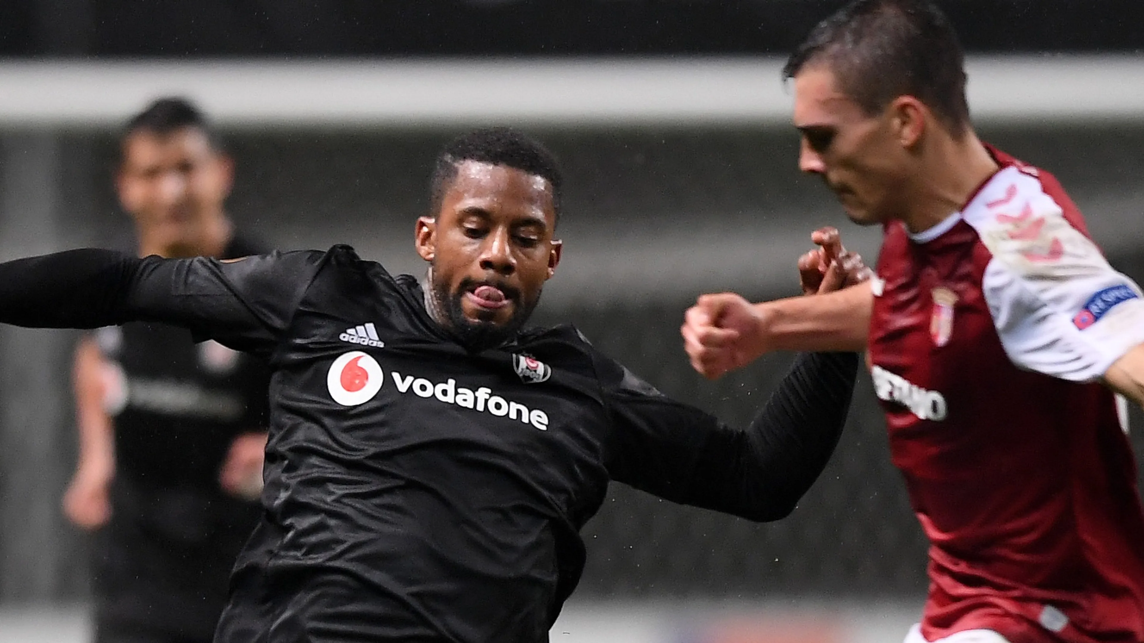 Lens scoort als invaller voor winnend Besiktas