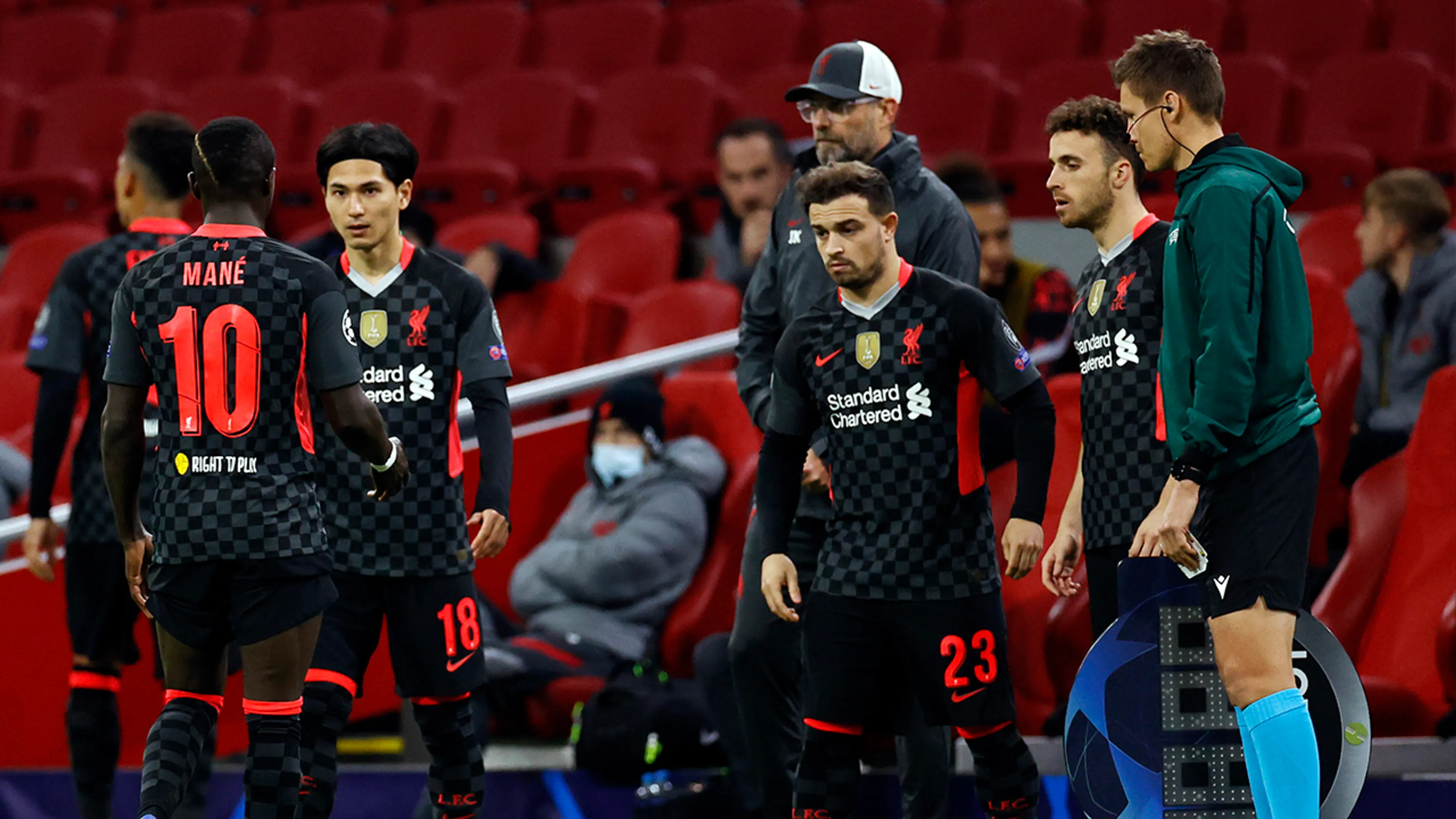 Premier League weer terug naar drie wissels per wedstrijd