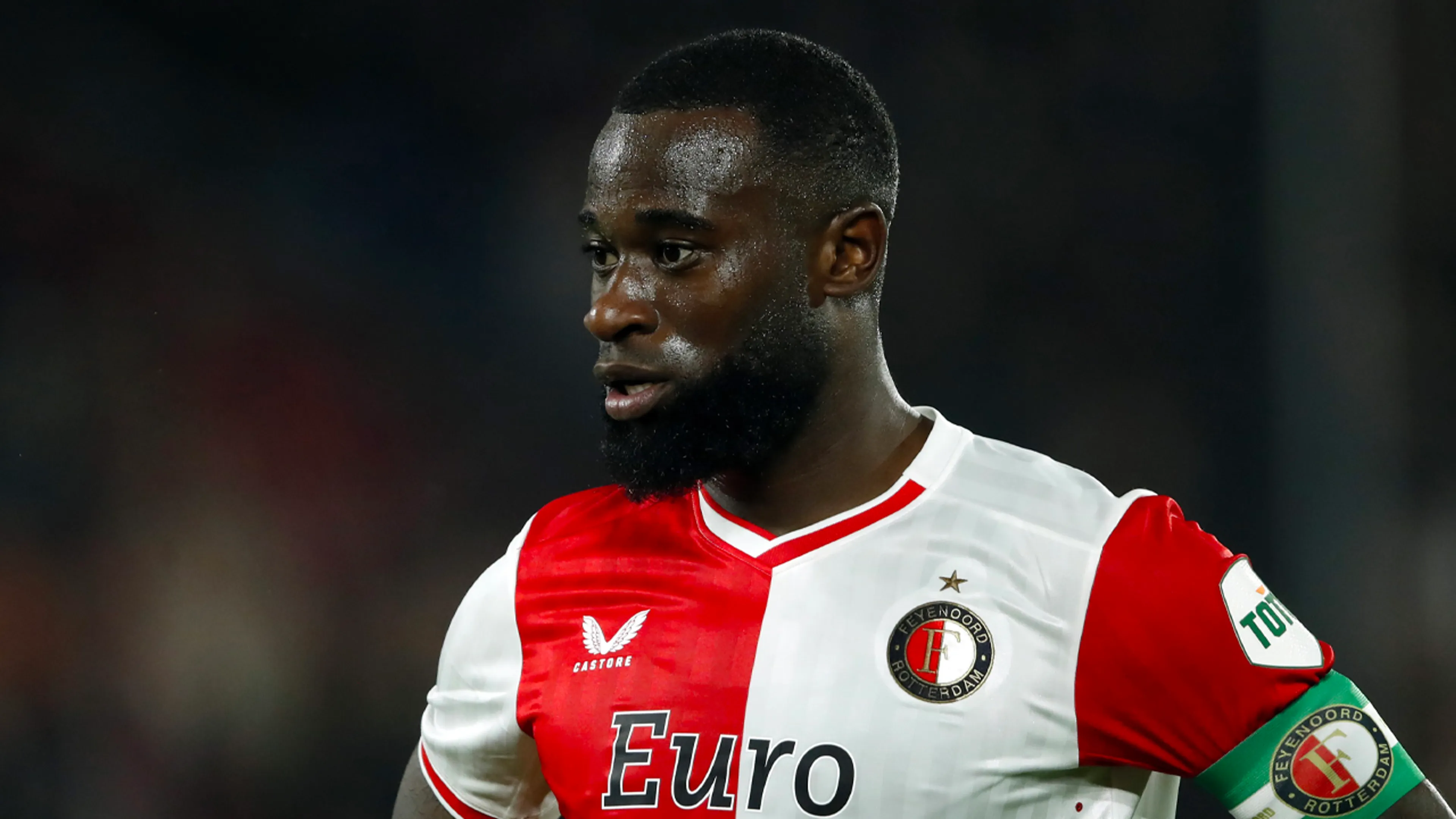 'Ook Ajax mengt zich in strijd om Lutsharel Geertruida'