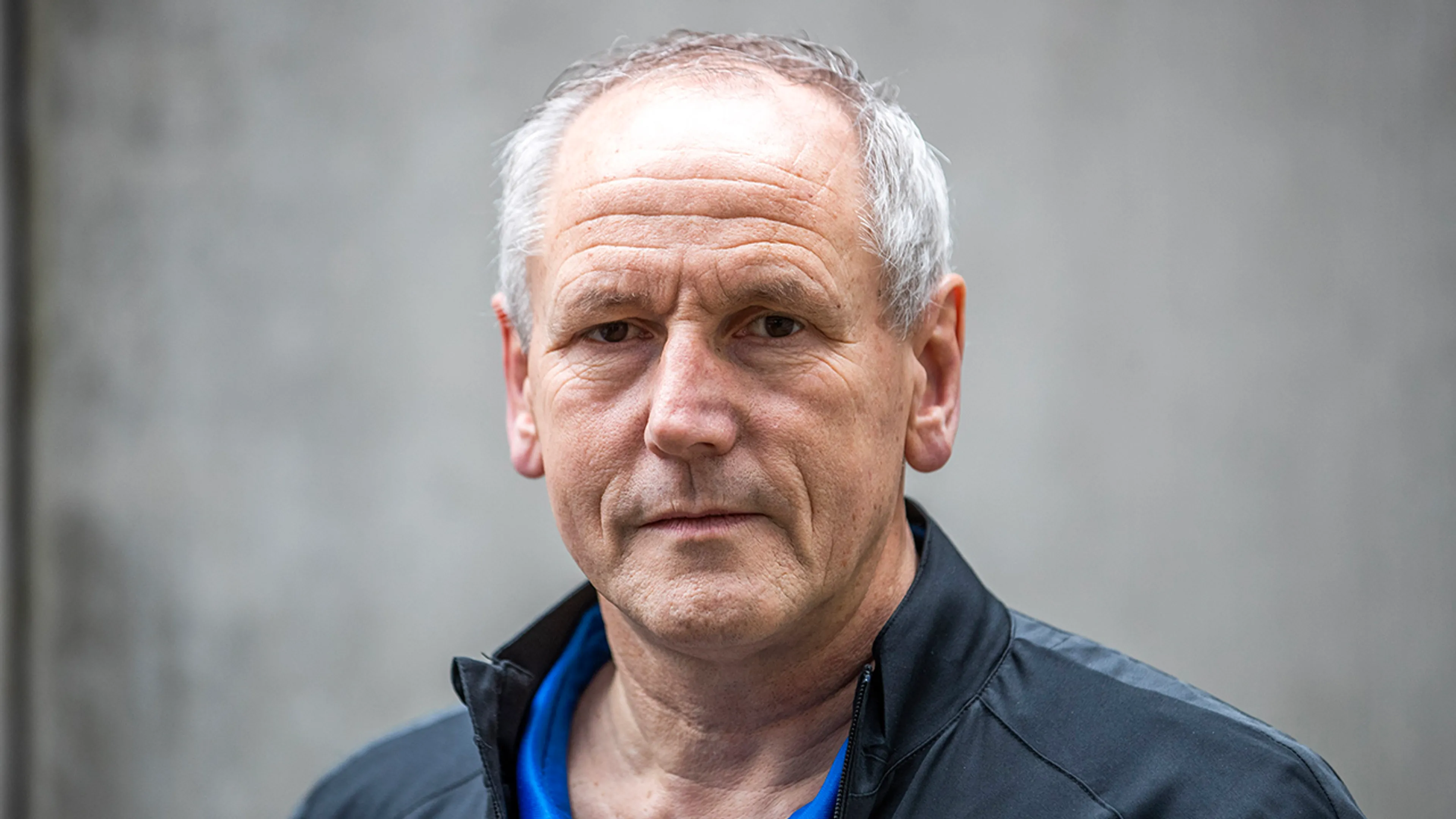 Scheidsrechtersbaas Dick van Egmond reageert op VAR-beslissing bij PSV-Ajax