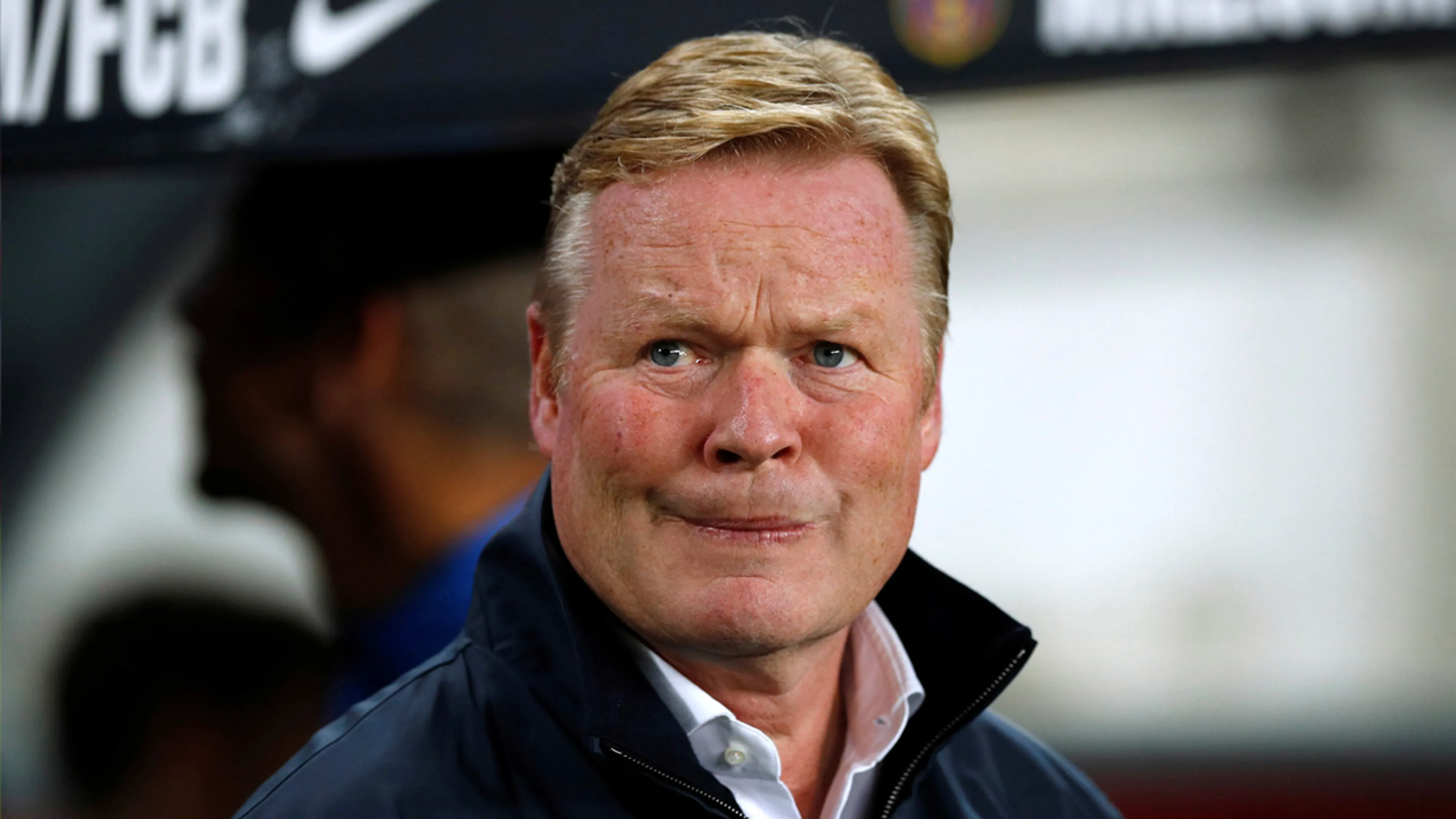 'FC Barcelona betaalt miljoenen minder aan Koeman'