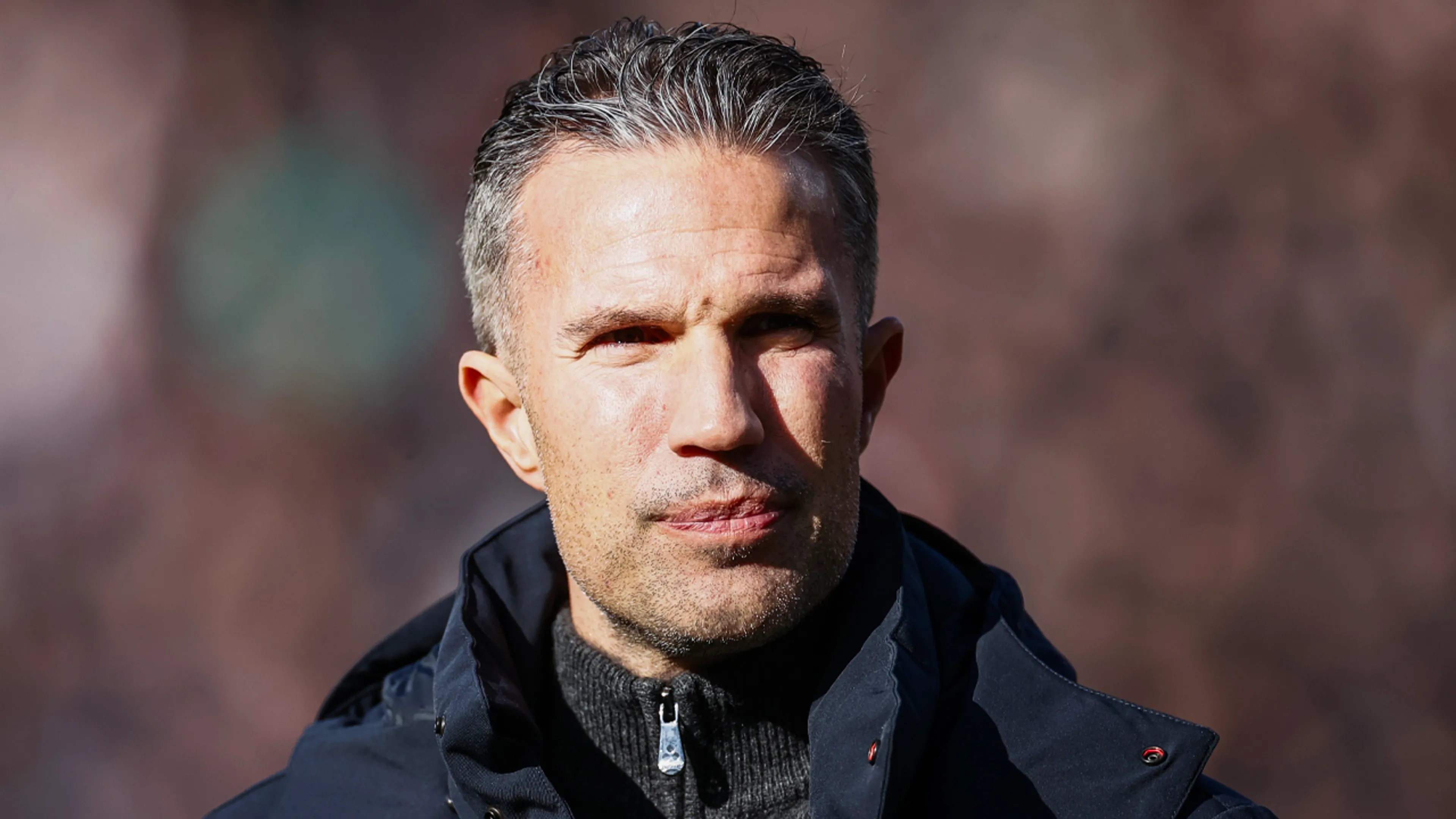 'Robin van Persie heeft alles fout gedaan, hij kan gewoon niet met mensen omgaan!'