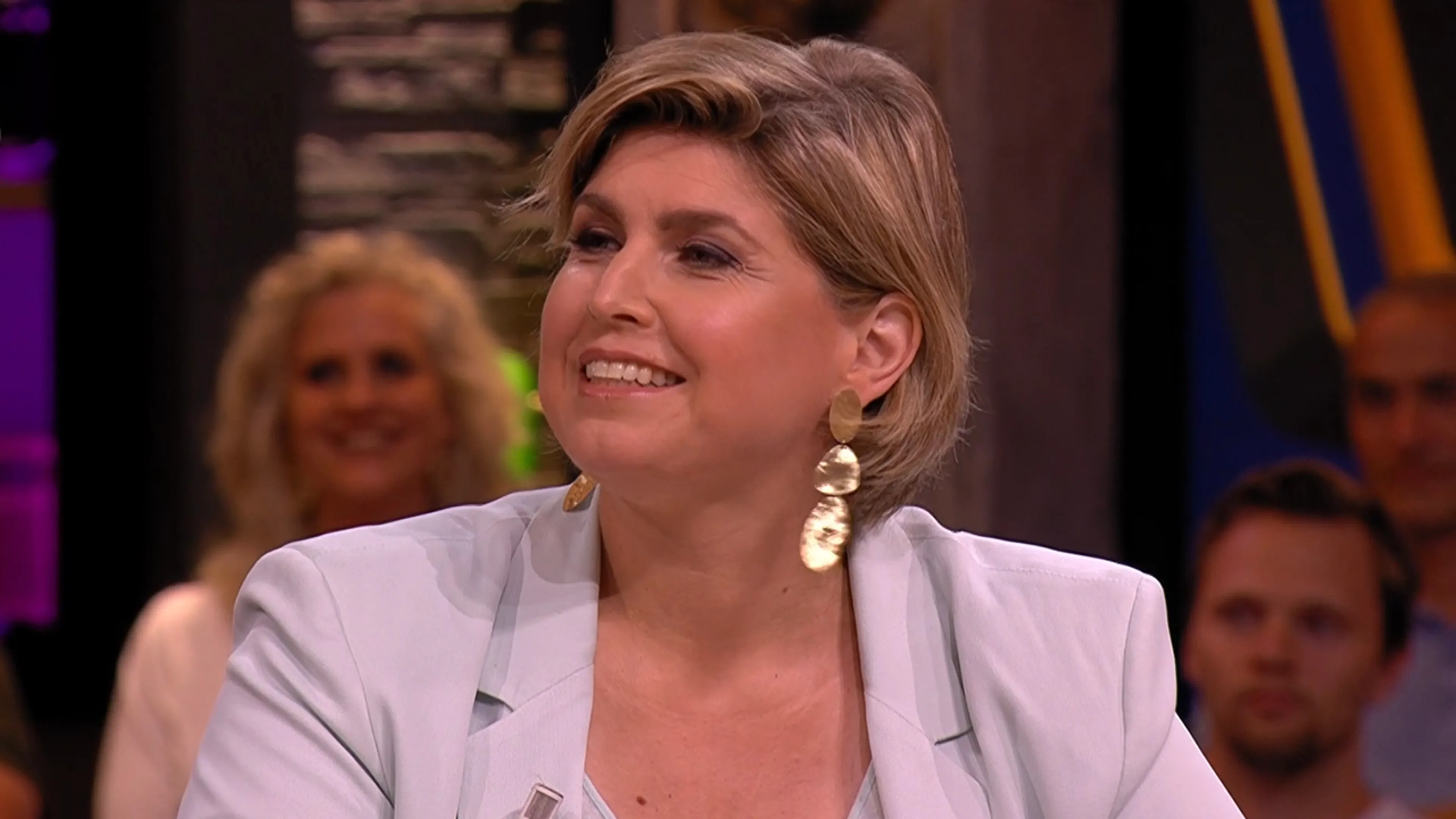 Aflevering Vandaag Inside met Angela de Jong, donderdag 18 augustus 2022