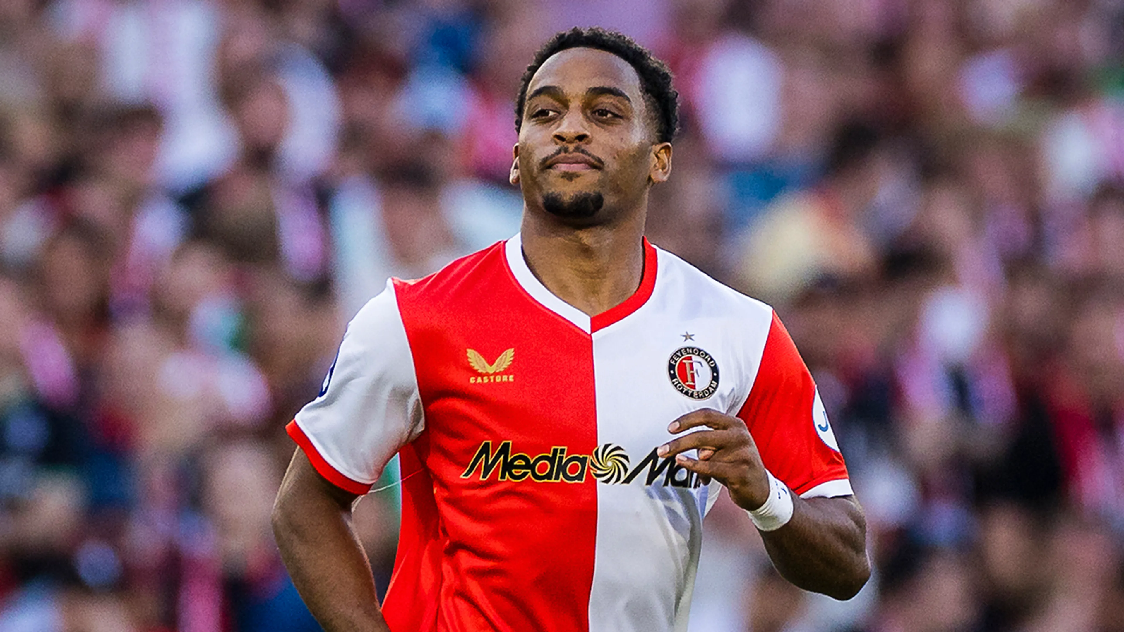 'Feyenoord ontvangt miljoenenbod op Quinten Timber'