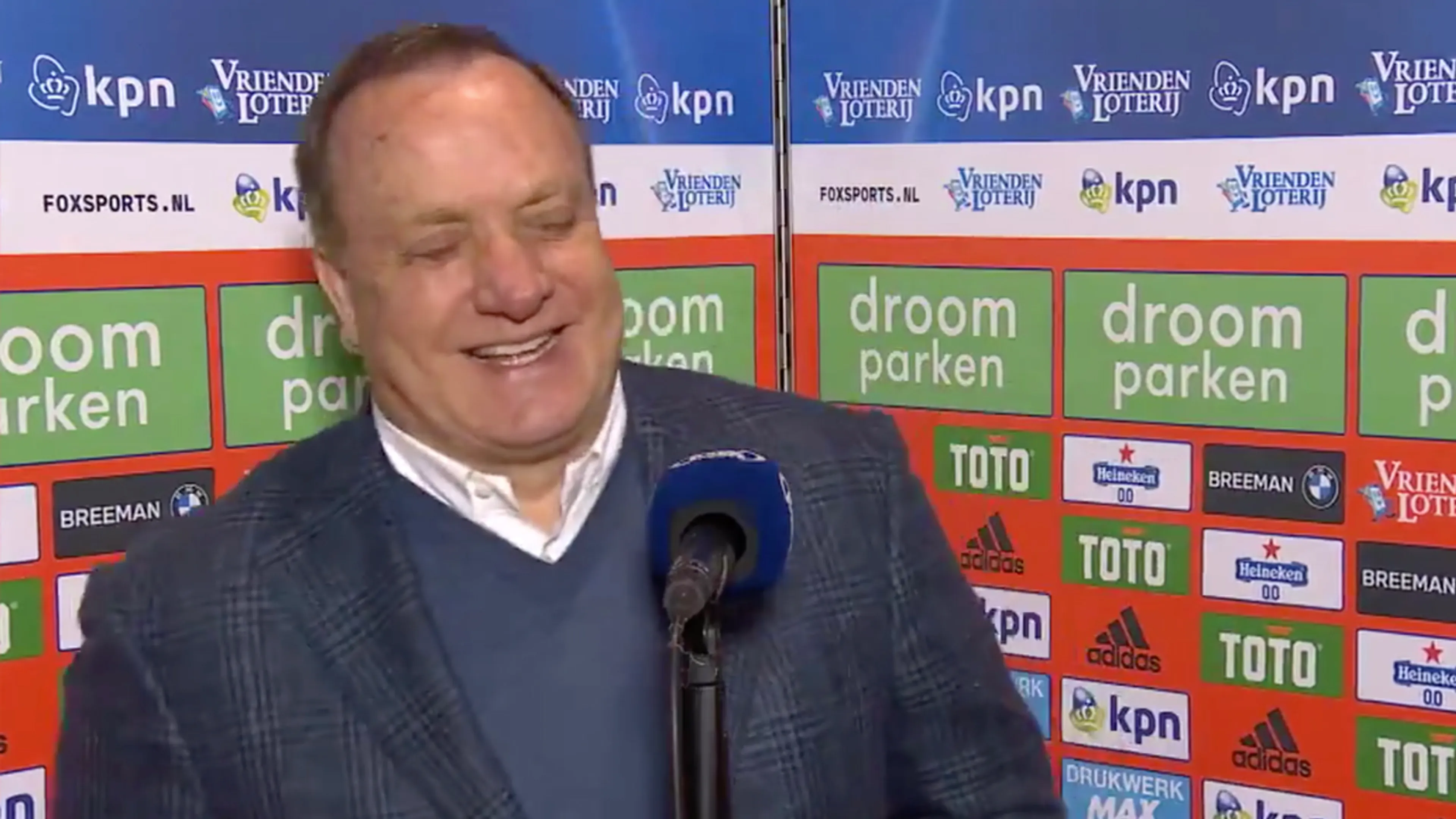 Dick lacht: 'Ik de beste trainer? Dat is een terechte conclusie!'