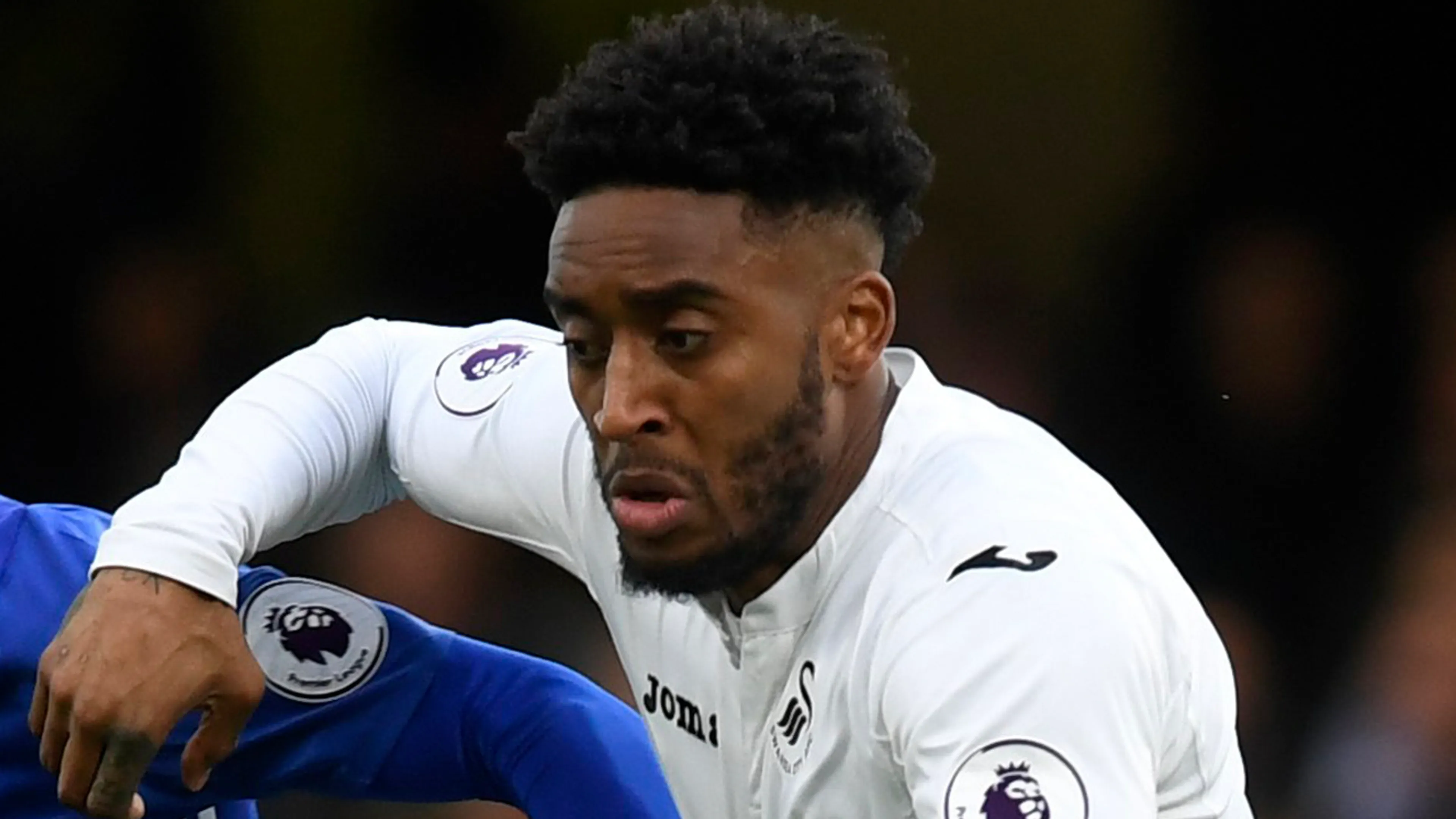 Fer en Narsingh gratis op te halen bij Swansea