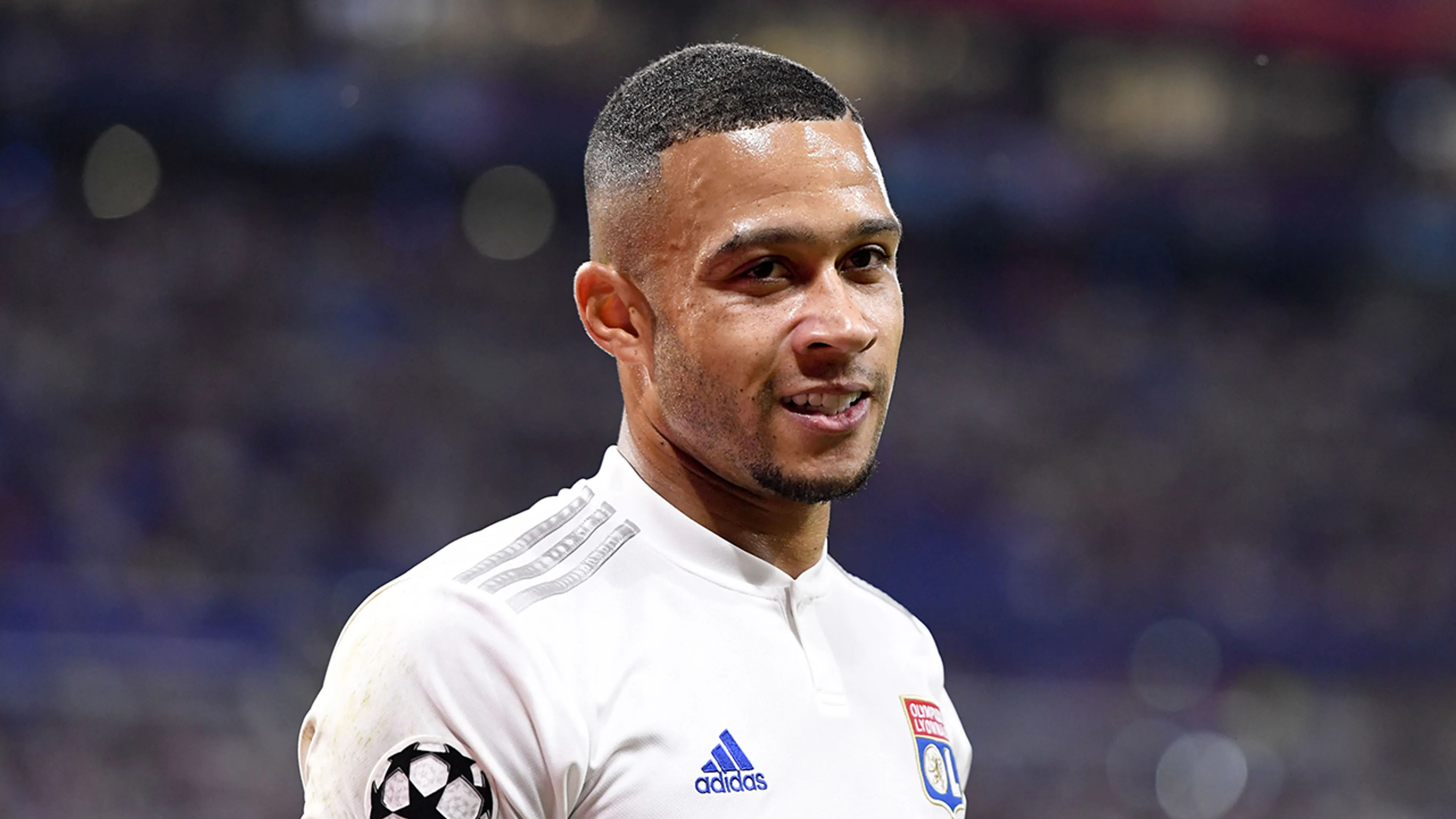 'Memphis Depay op huizenjacht in Barcelona'