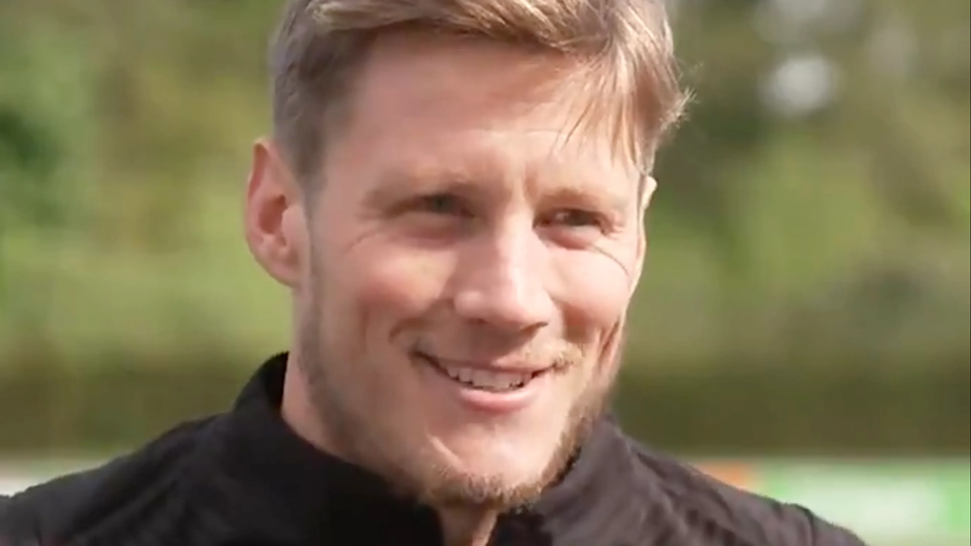 Weghorst tipte Wolfsburg over Berghuis: 'Heb ik zelf al heel vaak gedaan'