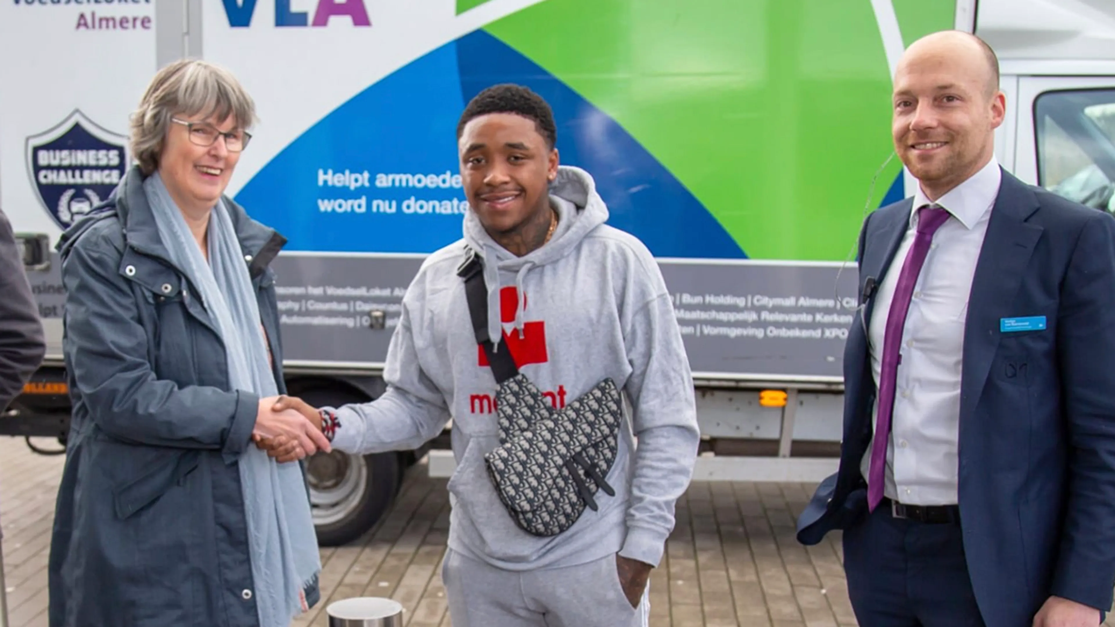 MOOI! Bergwijn doet flinke donatie aan de voedselbank voor kerst