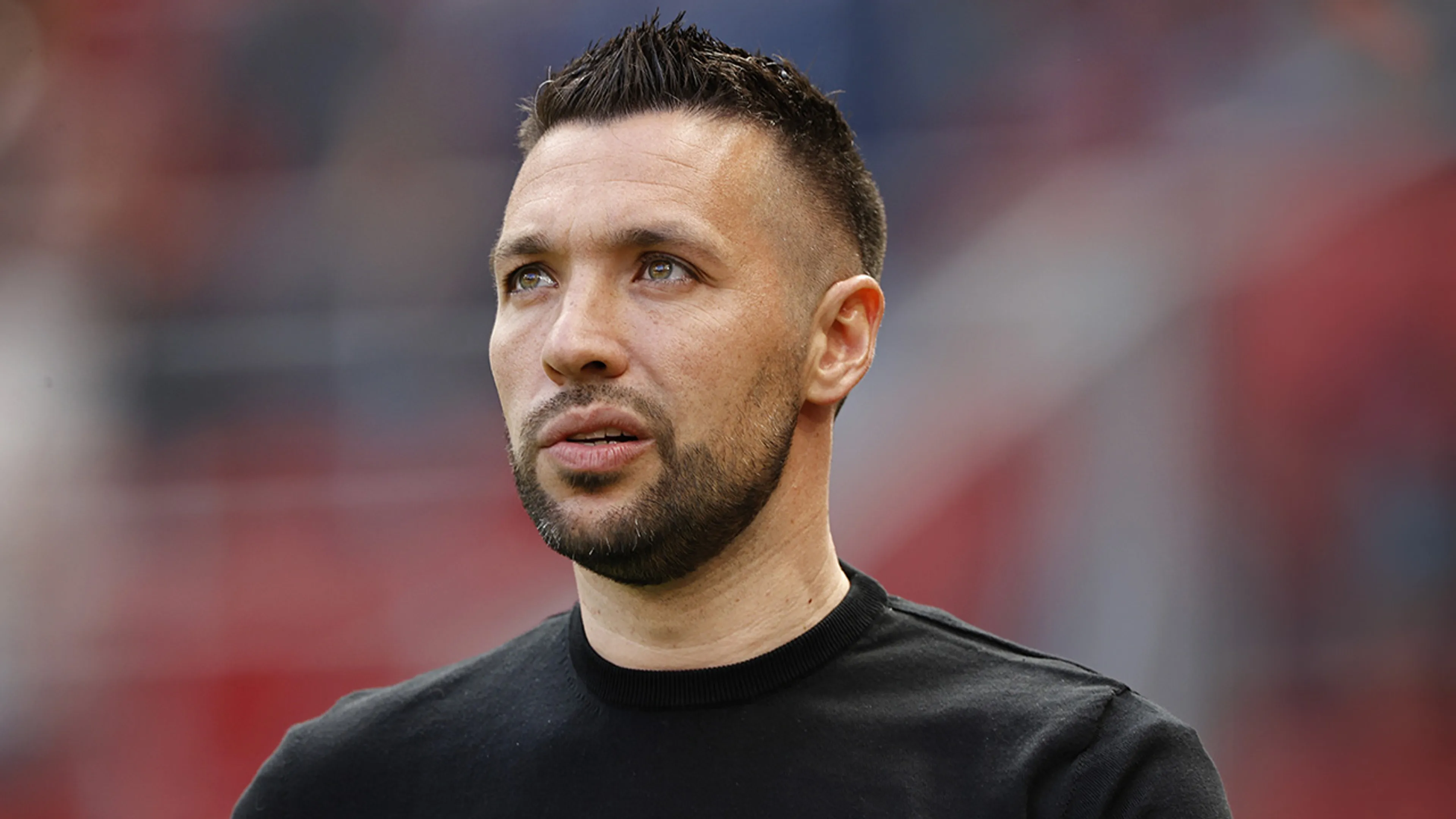 ’De positie van Francesco Farioli bij Ajax is onhoudbaar’