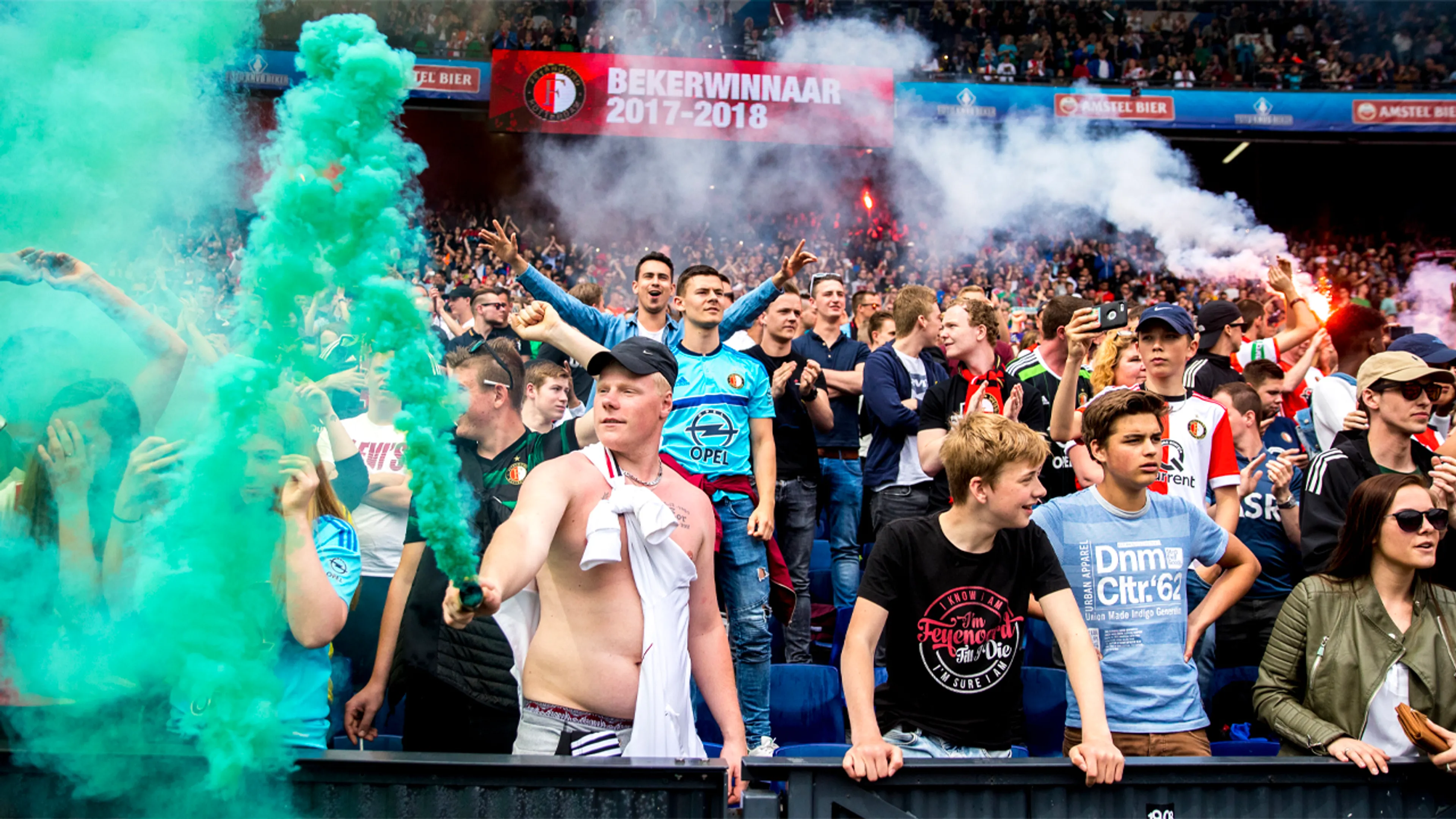 Meerderheid voetbalfans wil geen hervatting zonder publiek