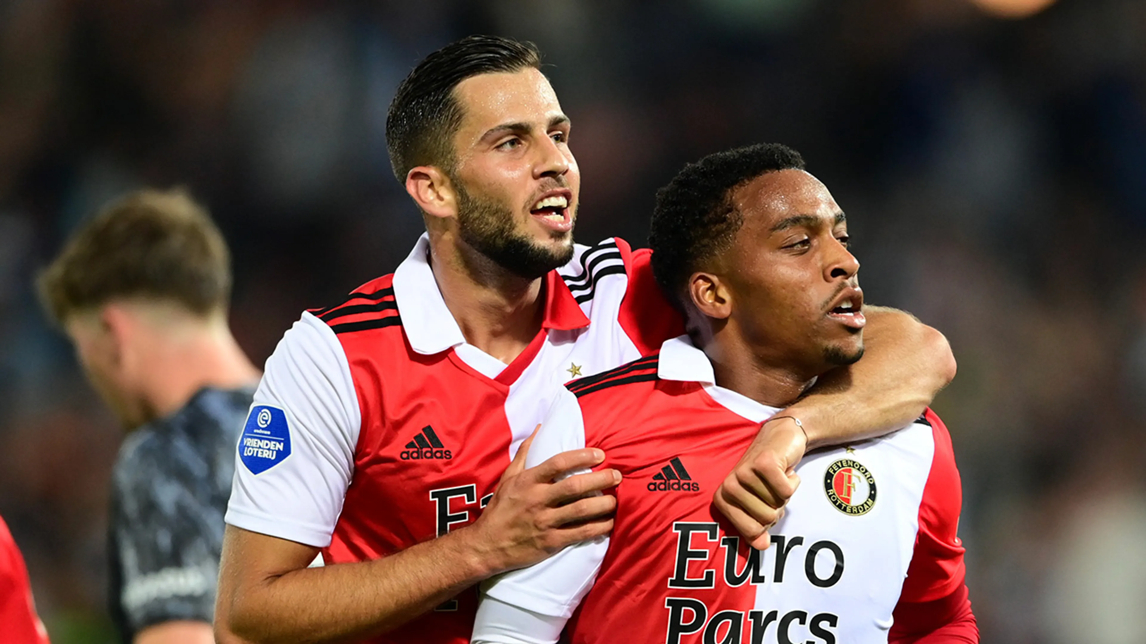 Kwartet nieuwkomers bezorgt Feyenoord ruime overwinning op FC Emmen