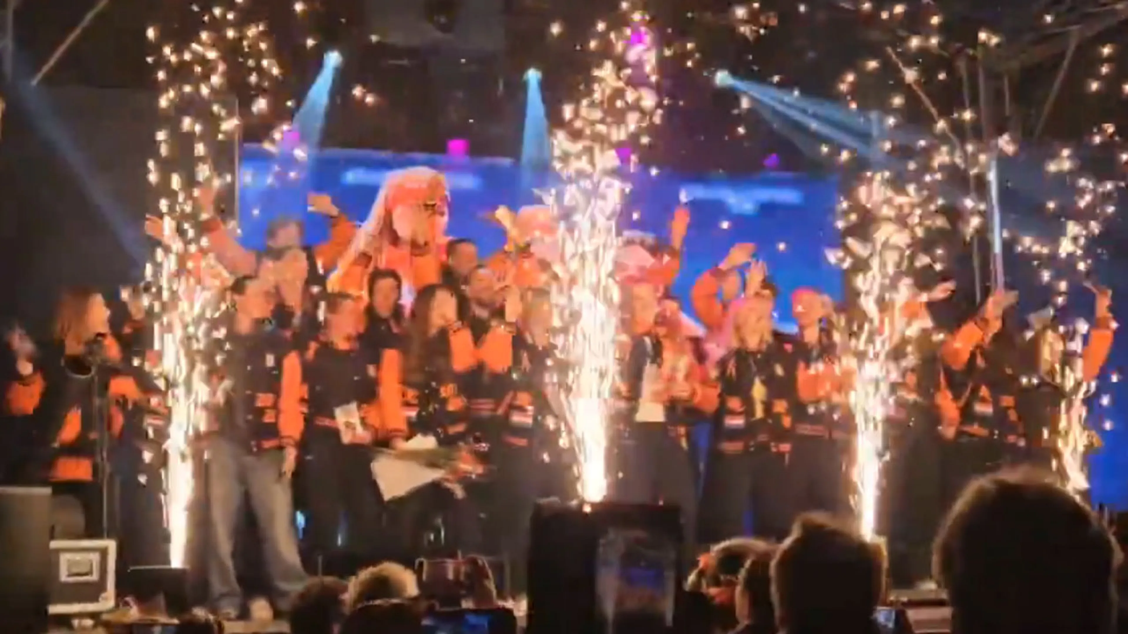 Olympische sporters TeamNL gehuldigd in Heerenveen