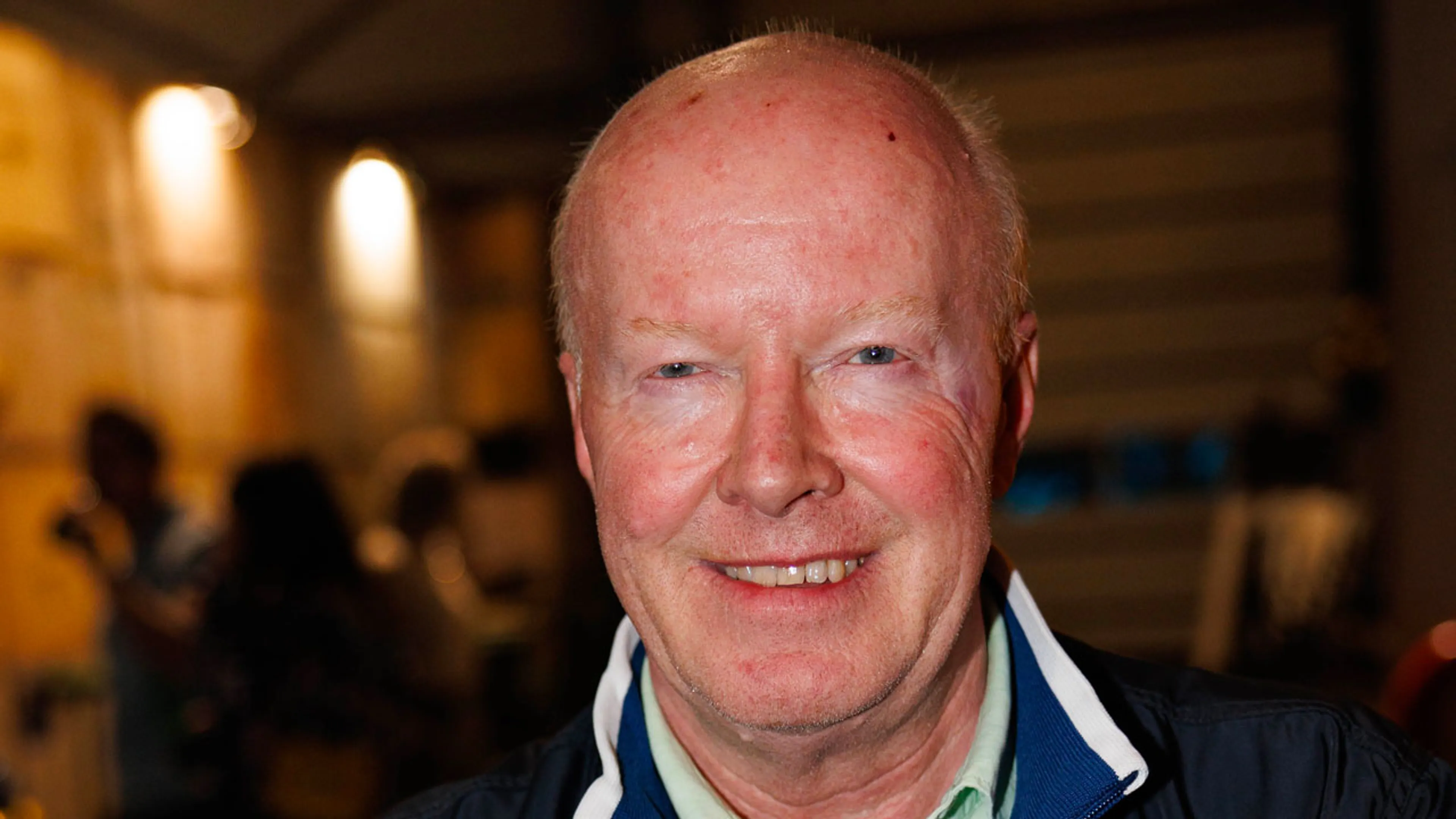 Sportverslaggever Bert Maalderink (62) stopt met werken vanwege zijn gezondheid