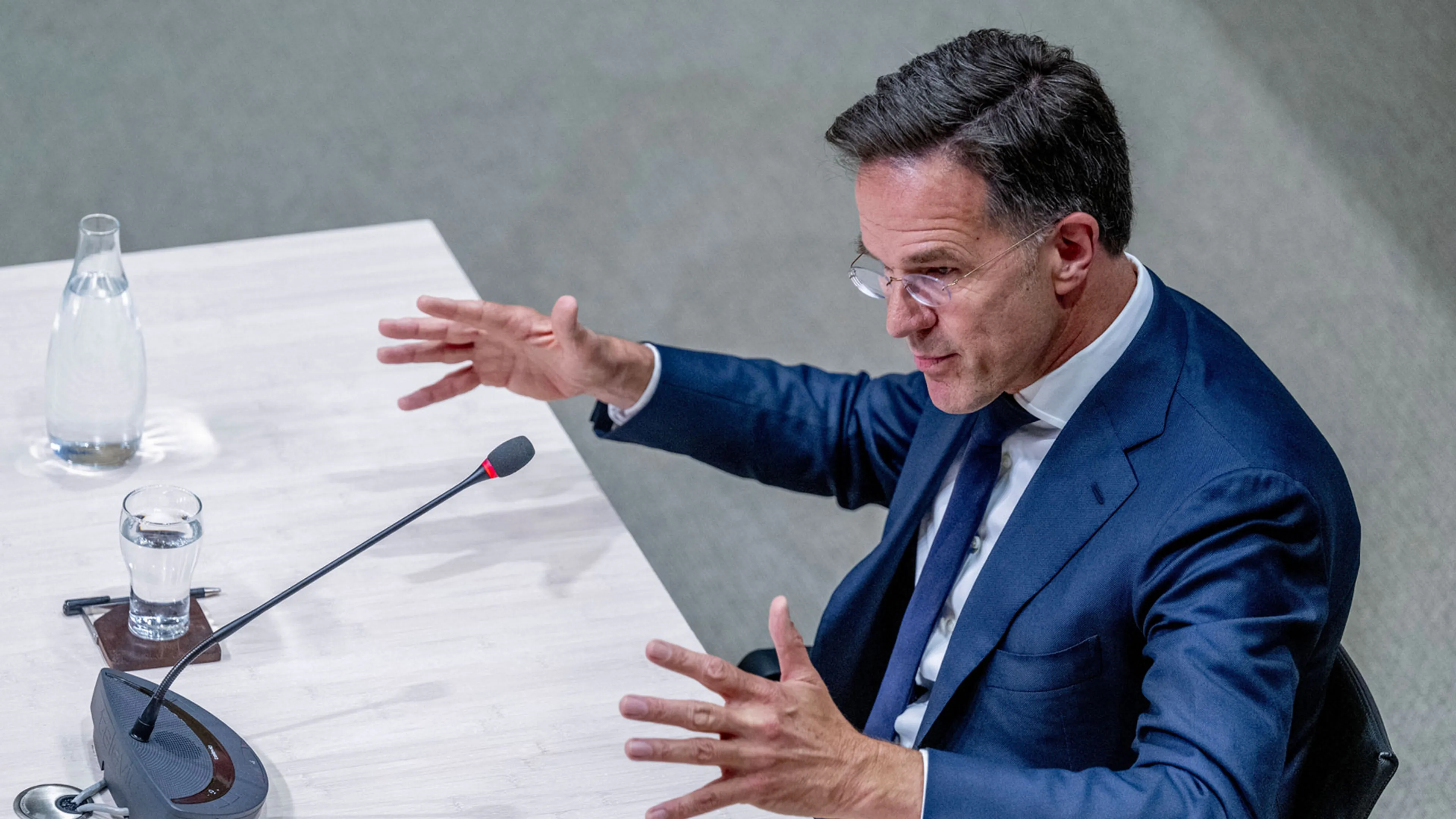 Mark Rutte: Nederland ontsnapte in coronatijd maar net aan code zwart