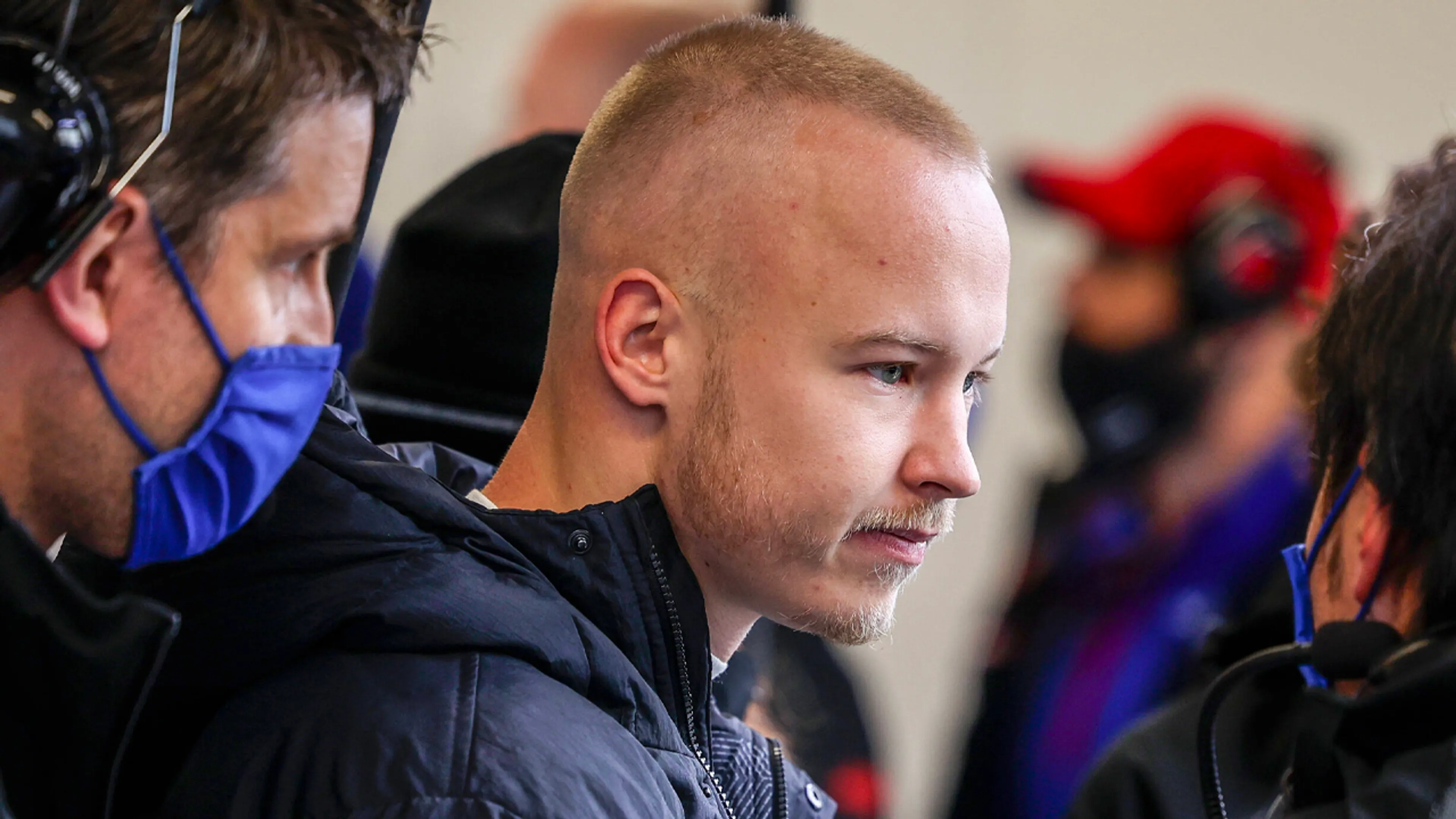 Mazepin mag alleen meerijden in Formule 1 als hij oorlog tegen Oekraïne schriftelijk veroordeelt