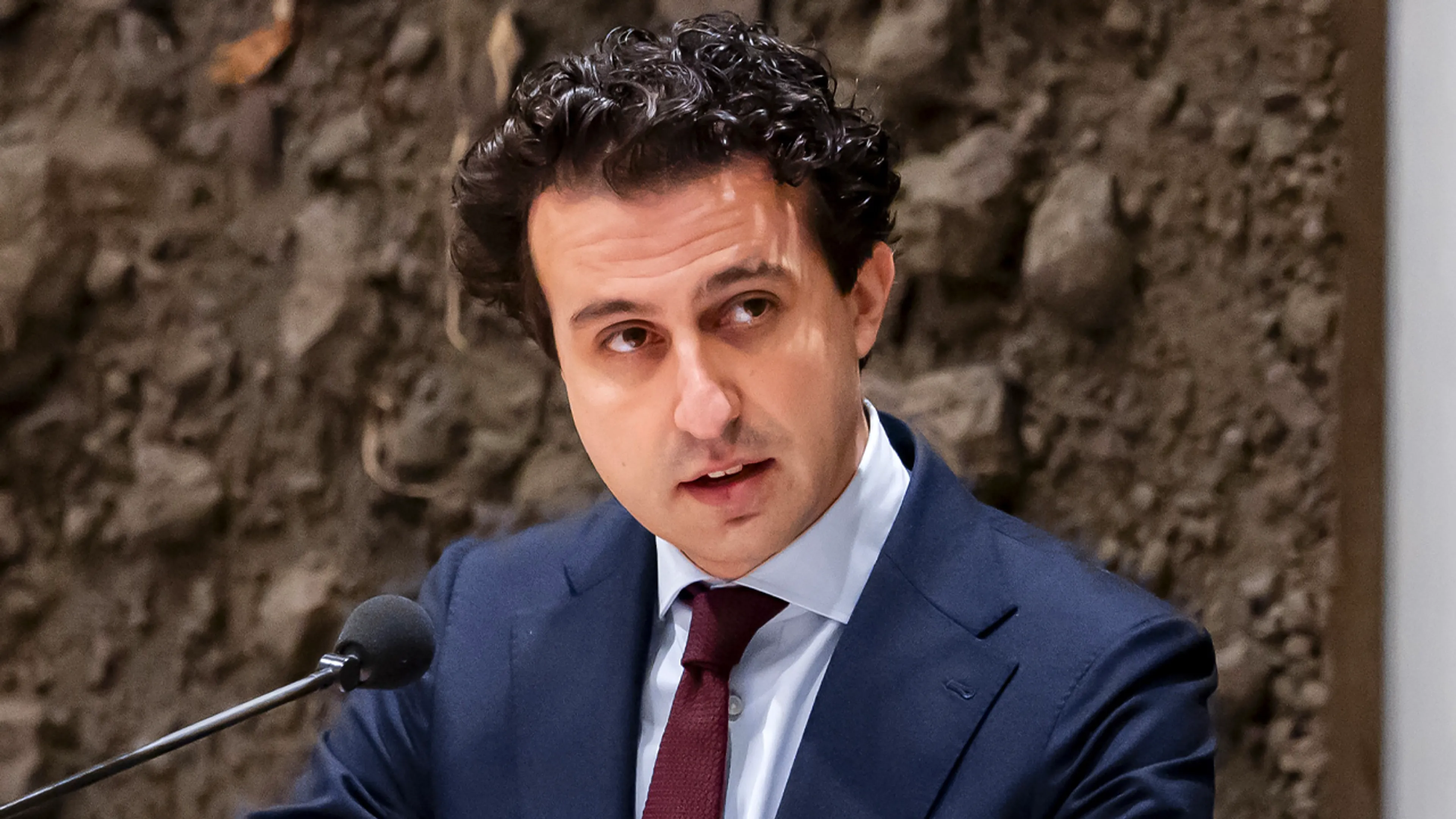 GroenLinks-PvdA stelt maximumprijzen aan de pomp voor