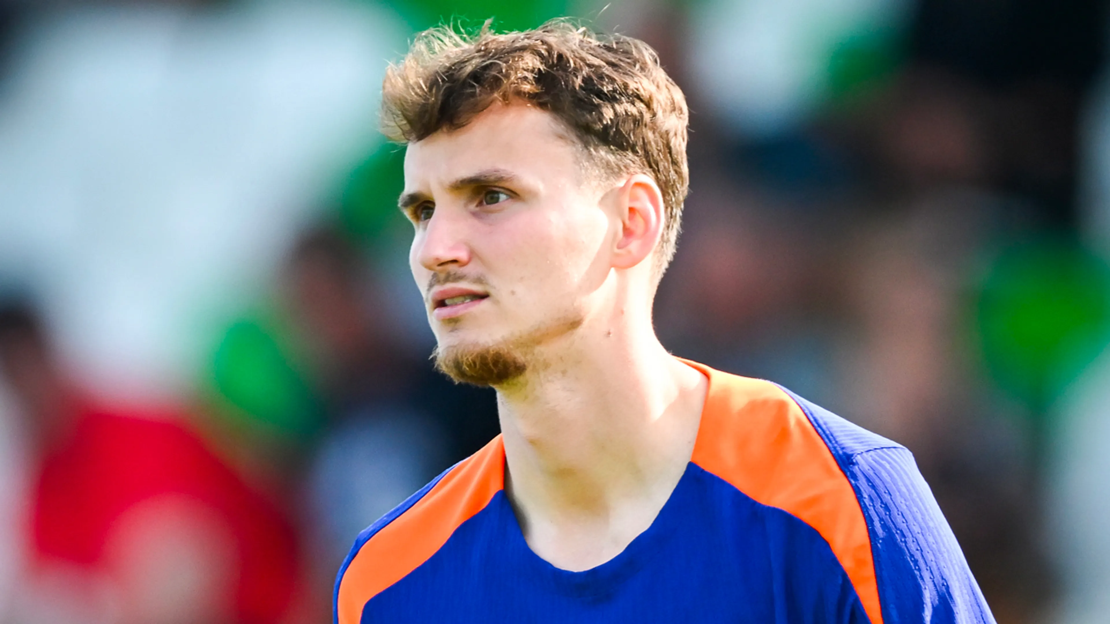 'Feyenoord heeft opvolger Hancko bijna binnen en doet poging voor Rav van den Berg'