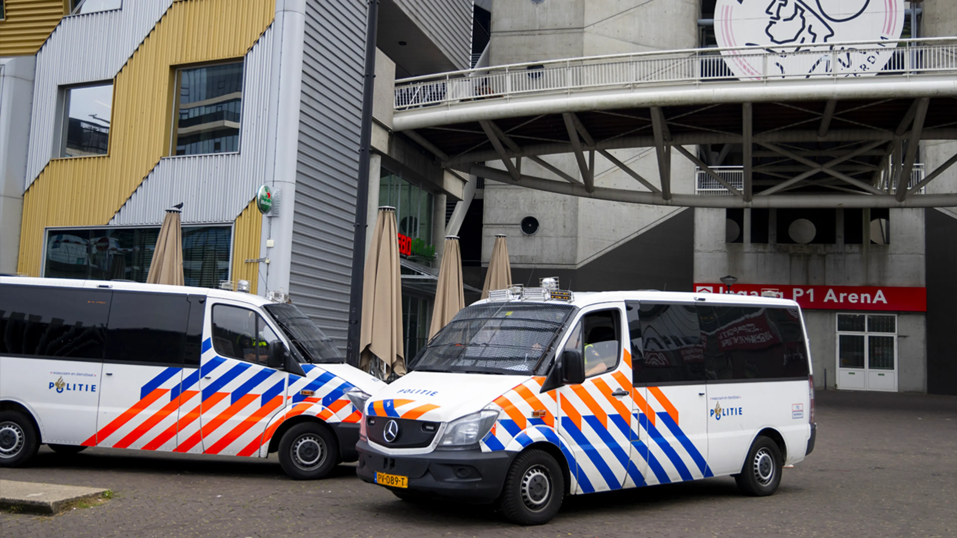 Zes verdachten van geweld tegen politie na Klassieker voor snelrechter