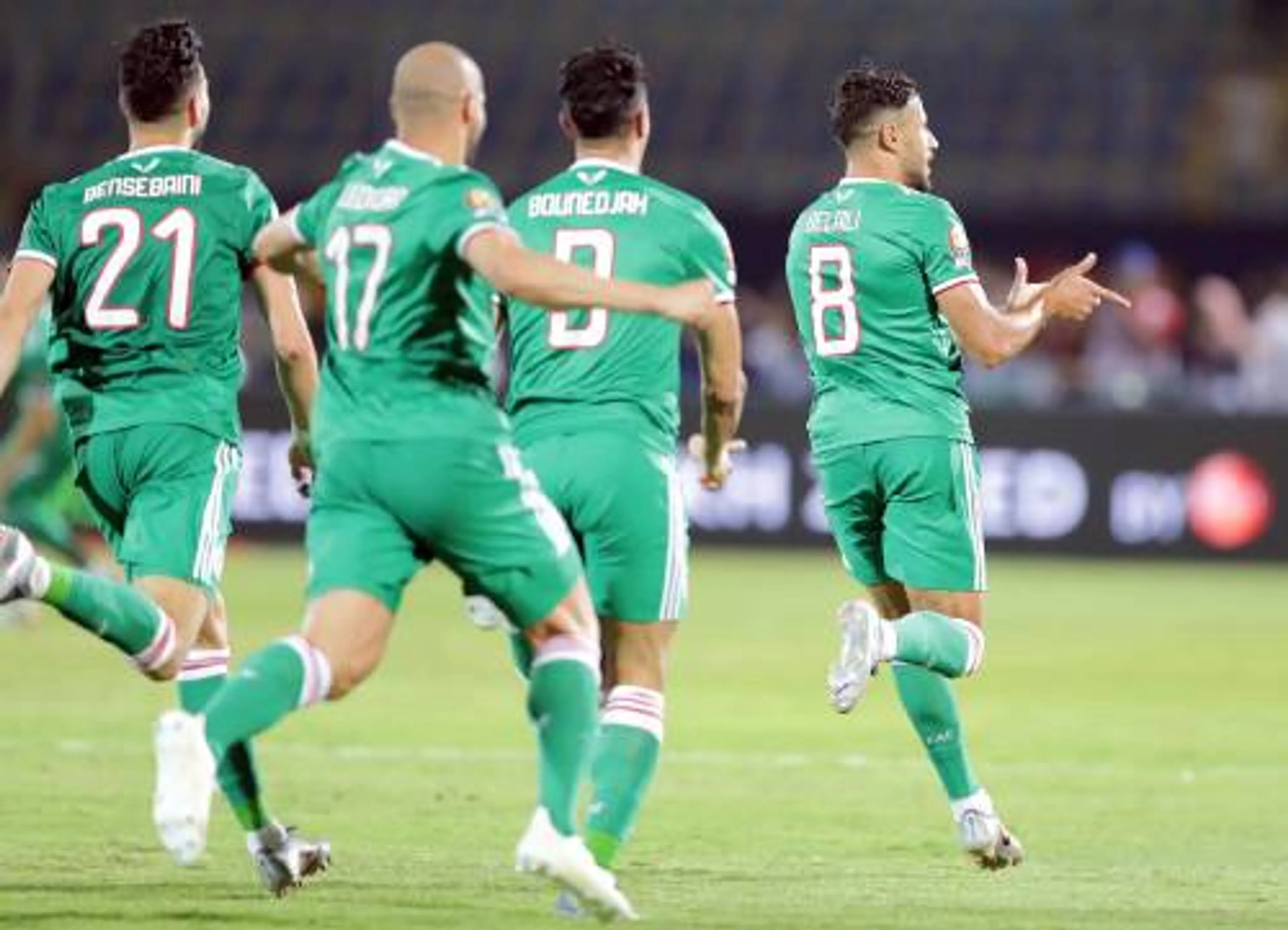 Algerije naar achtste finales Afrika Cup