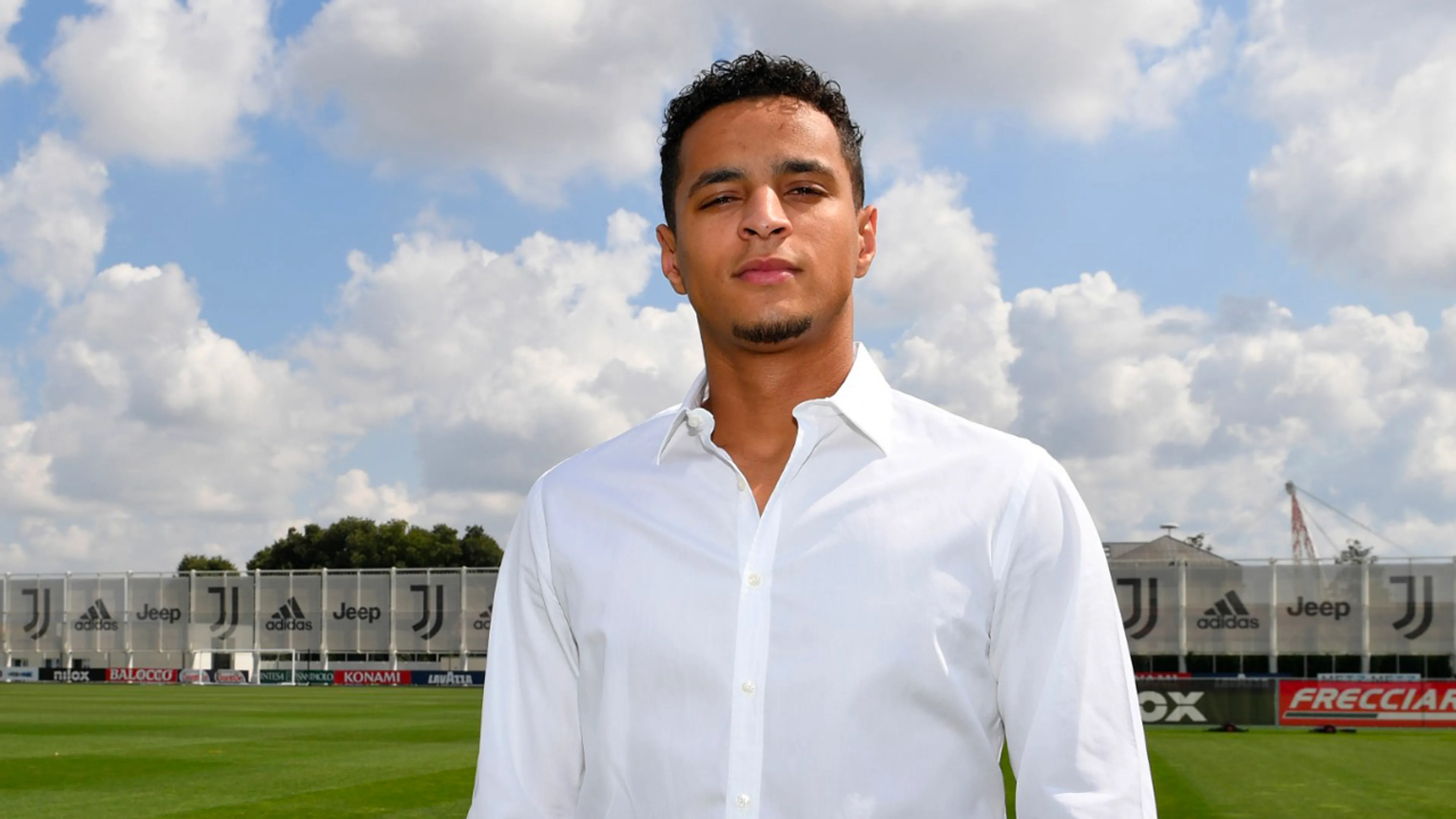 Ajax schrijft Ihattaren in voor knock-outfase Champions League